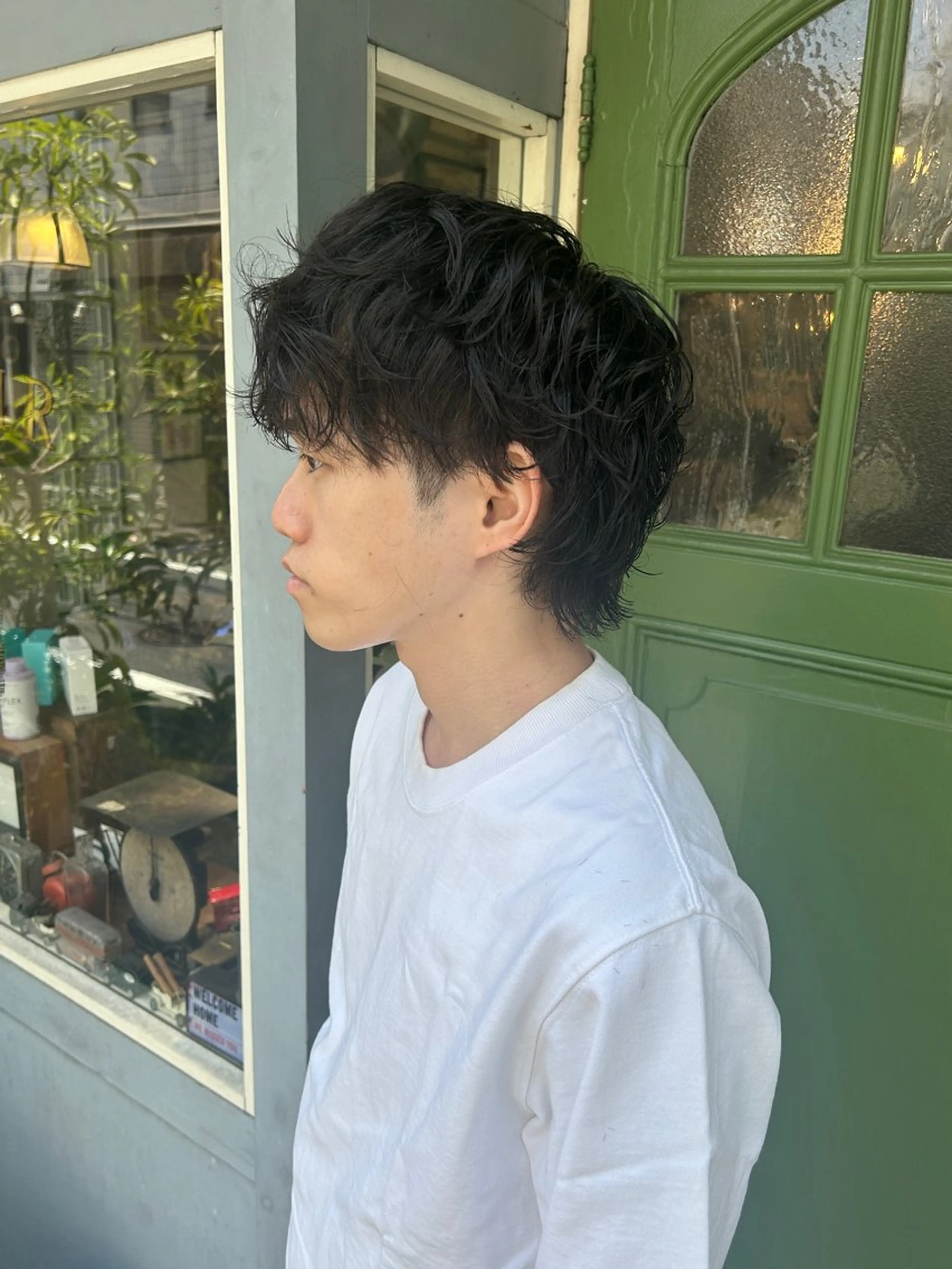 ミディアム パーマ メンズ ミディアムパーマ マッシュウルフ マッシュ メンズパーマ メンズウルフカット カット パーマ 清水千優/パーマ/透 明感カラー/メンズのヘアスタイル