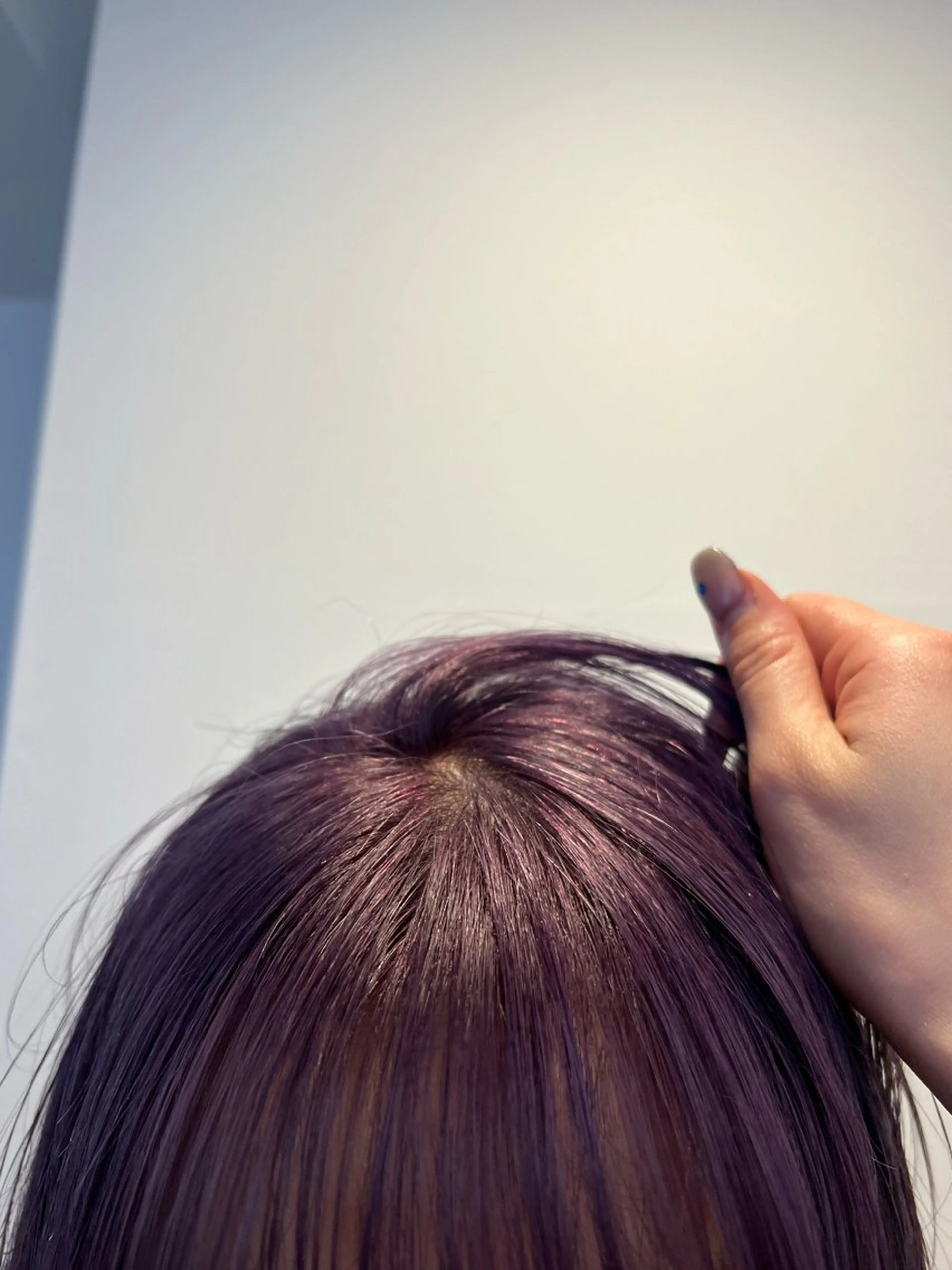 カラー 室屋 鈴音のヘアスタイル