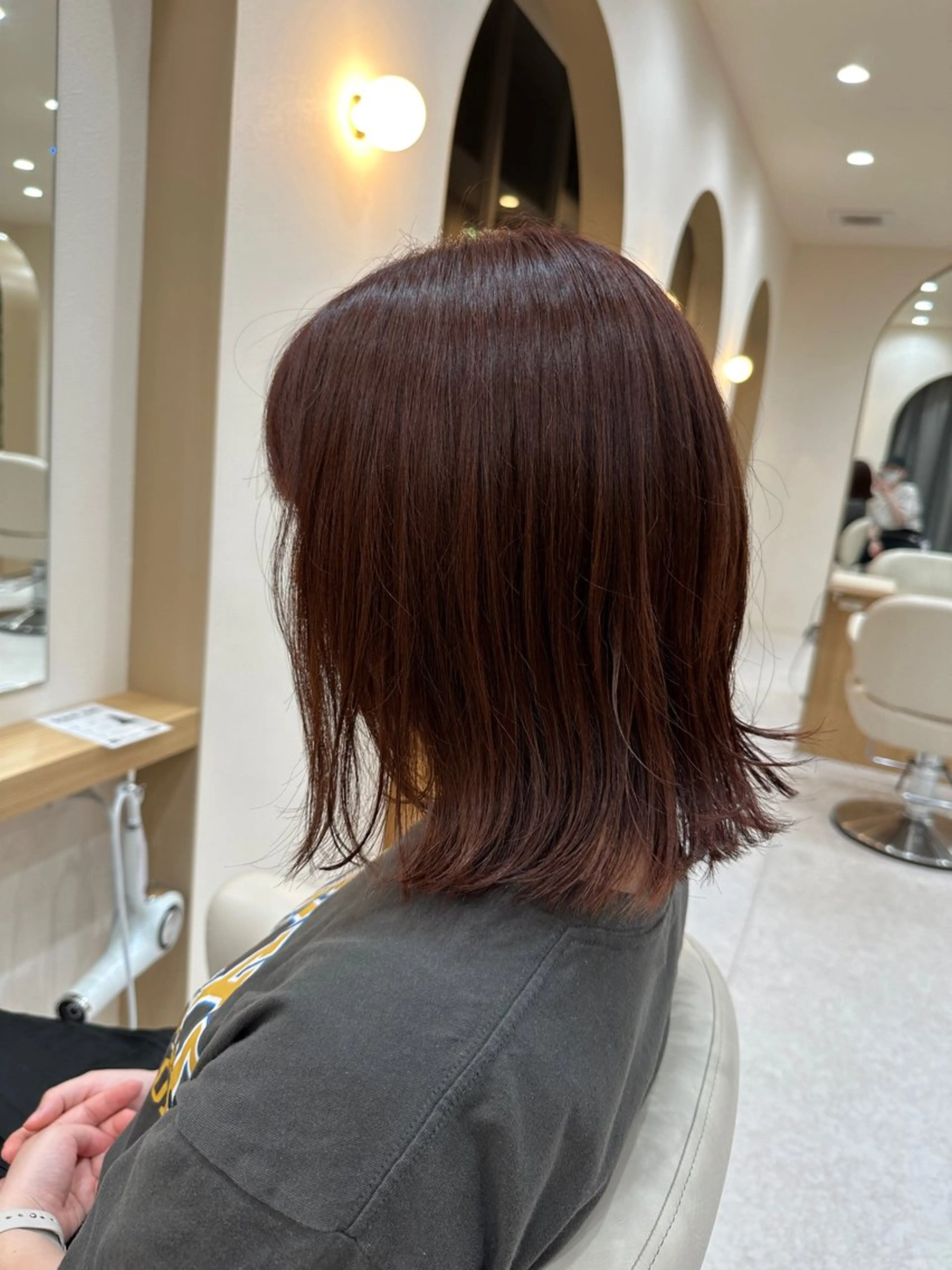 ミディアム LUVISM 神田こころのヘアスタイル