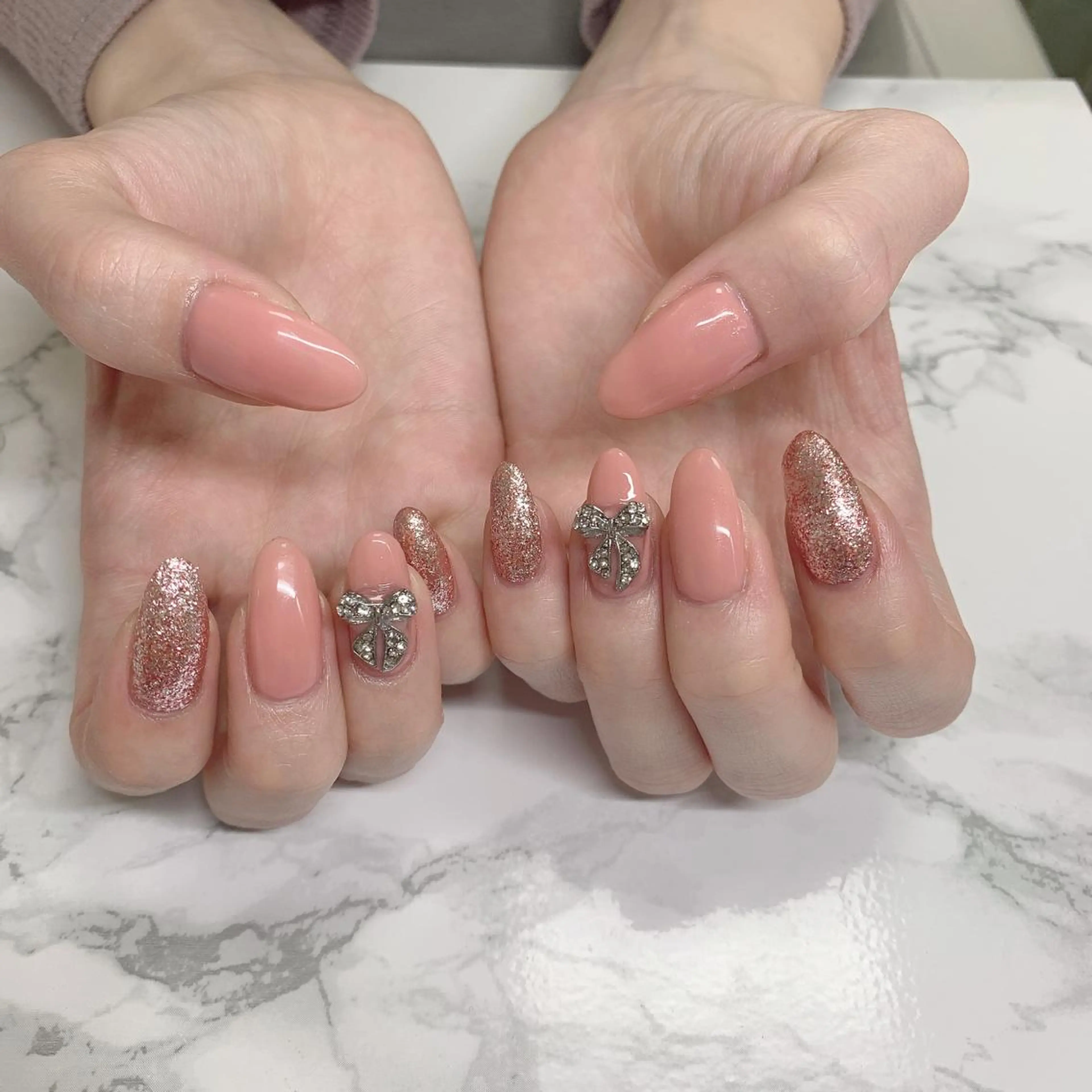 ネイル はな💎ネイル ワンホン、長さ出しのネイルデザイン