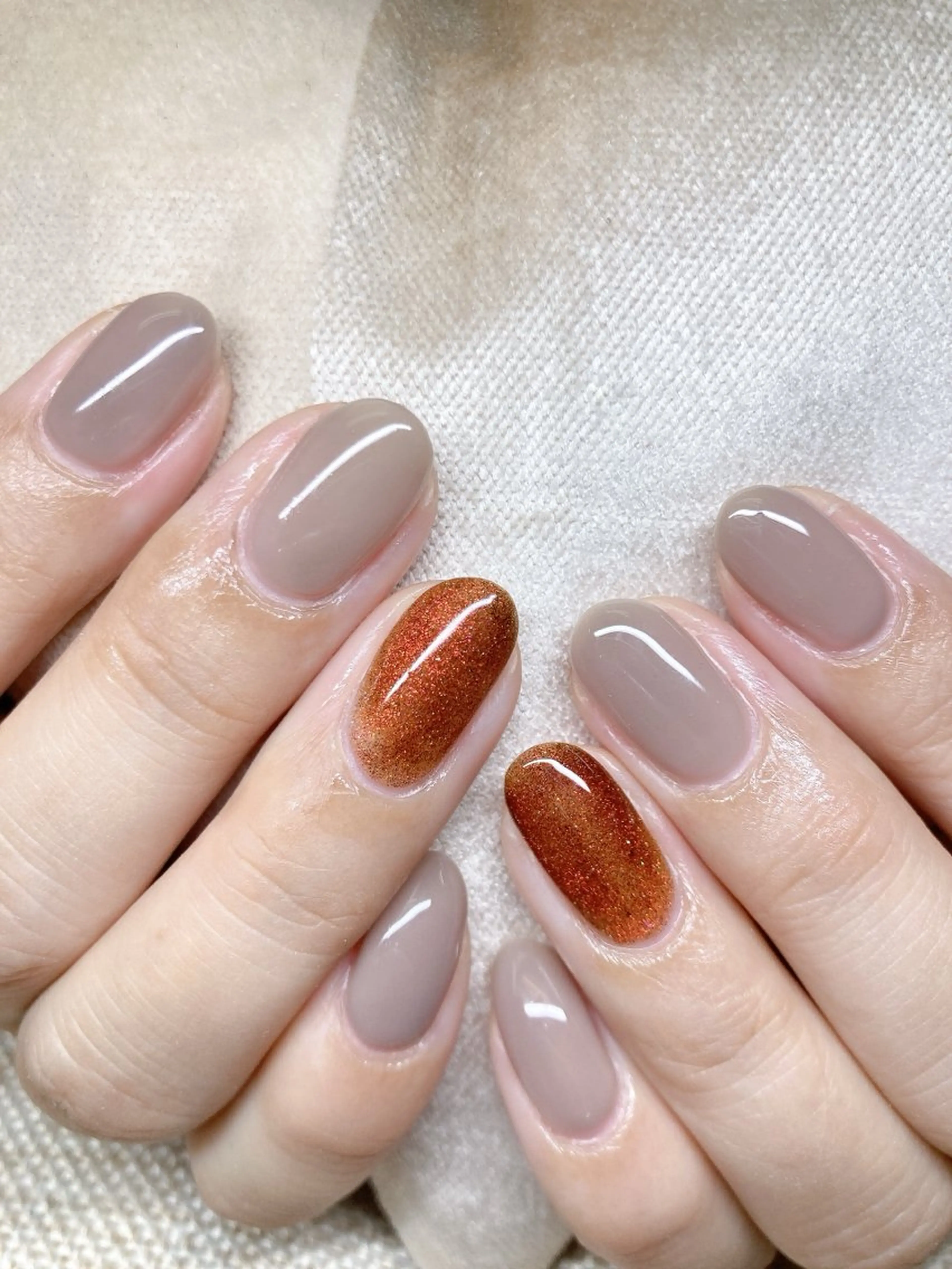 ネイル ECLAT エクラ所属・寺山 千鶴のネイルデザイン