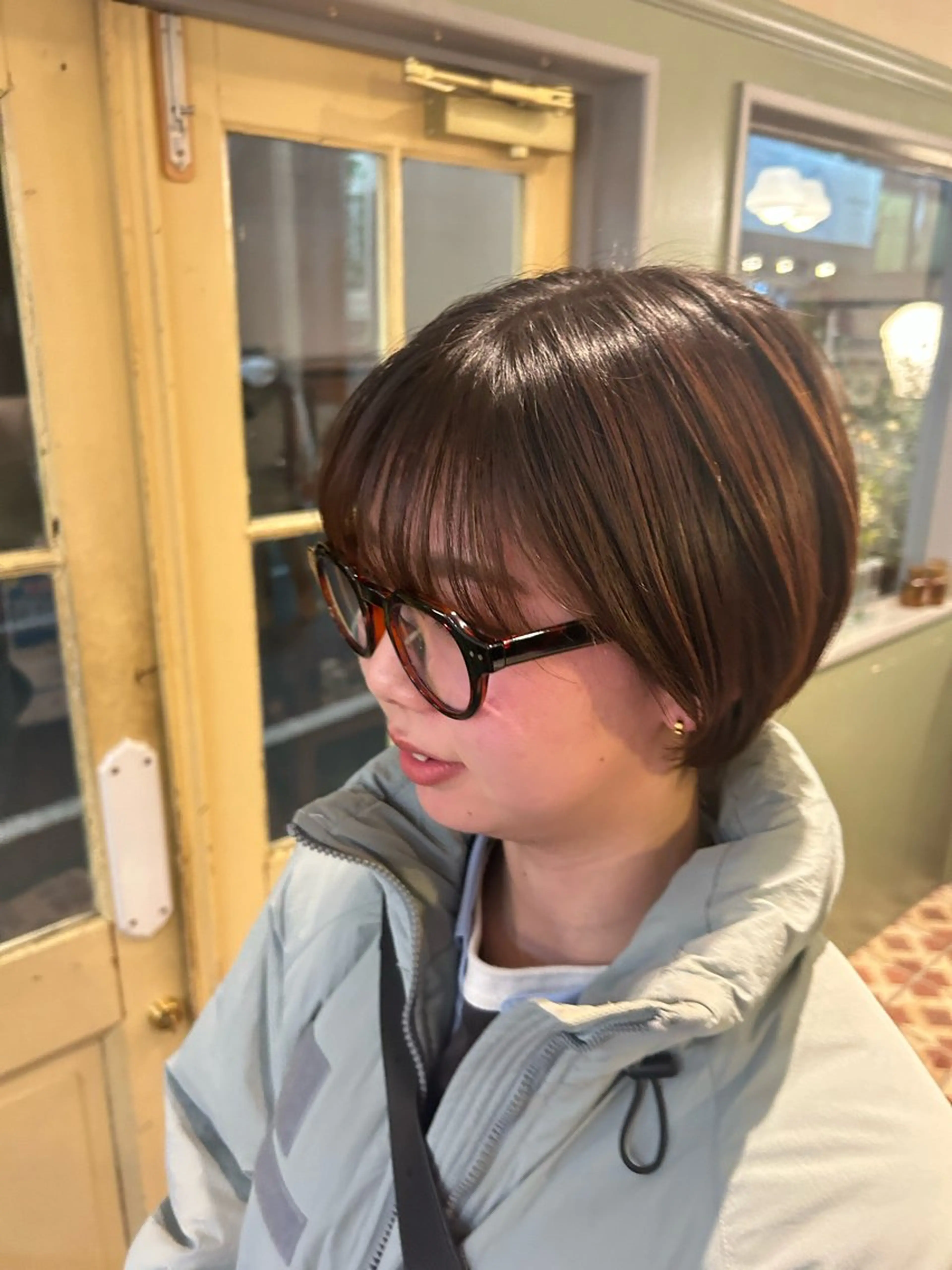 ショート Masaki ブリーチカラーのヘアスタイル