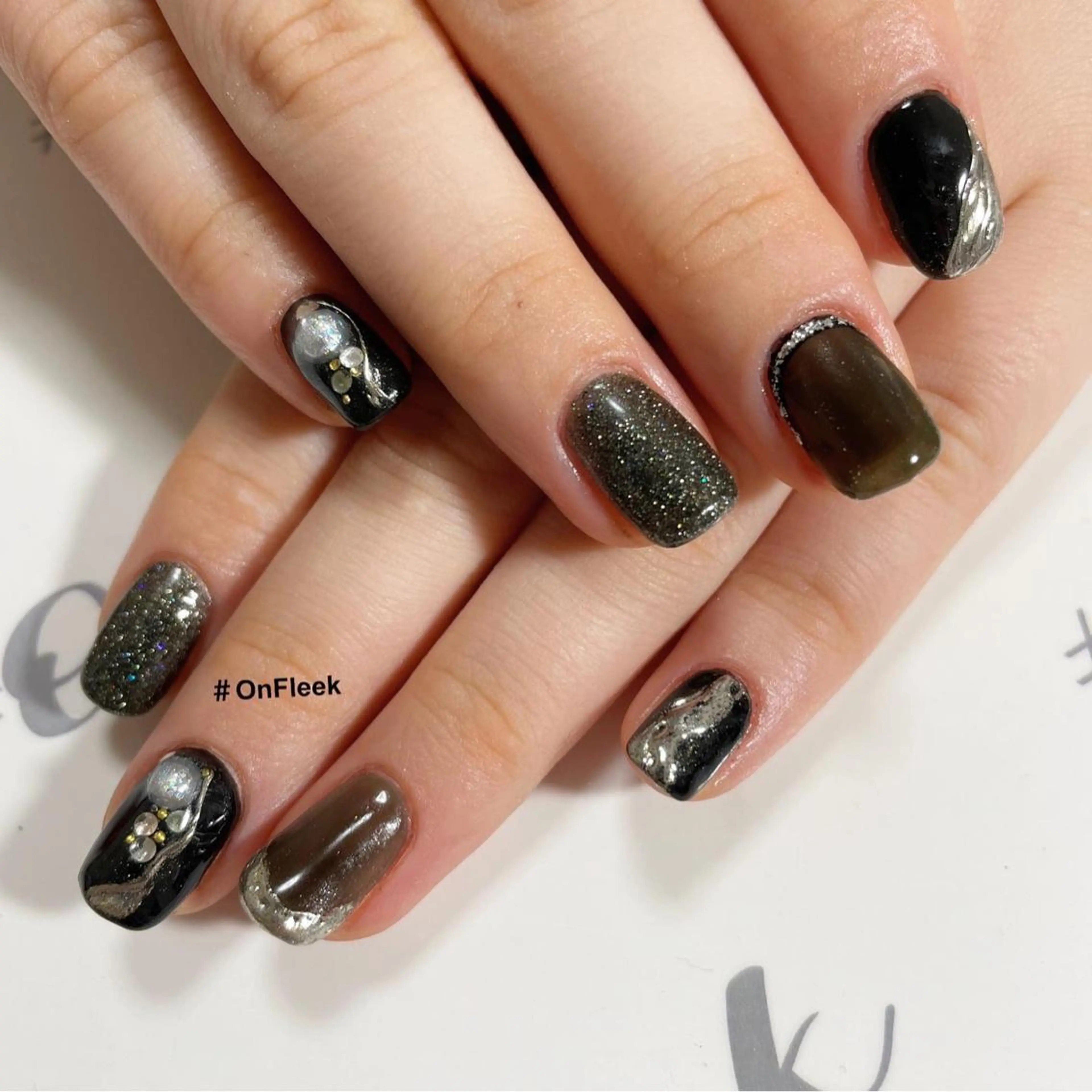 ネイル ハンドネイル NailSalon ＃OnFleekのネイルデザイン