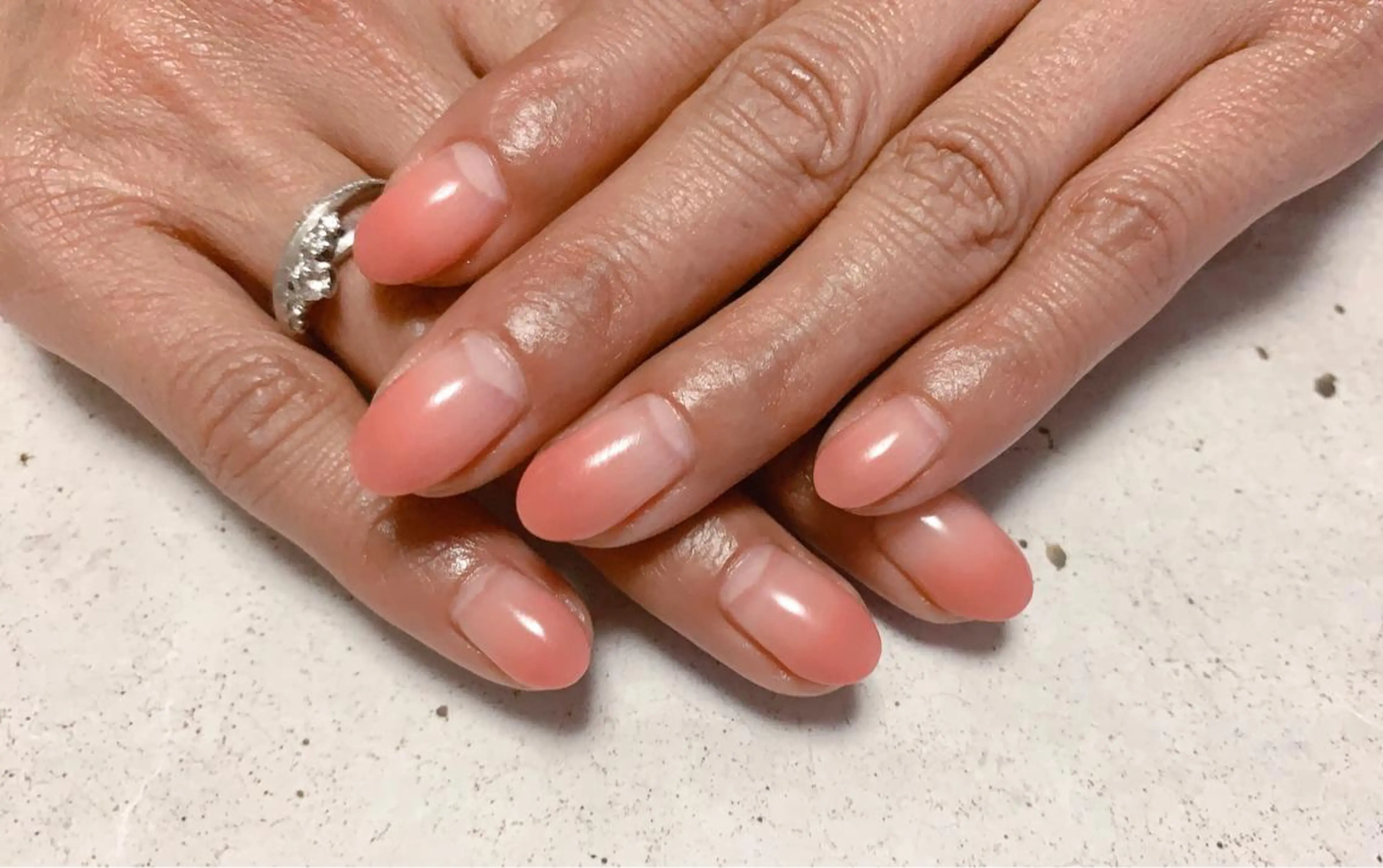 ネイル グラデーション nico.nico.mark NAIL所属・小林 梓のエステ・リラクイメージ