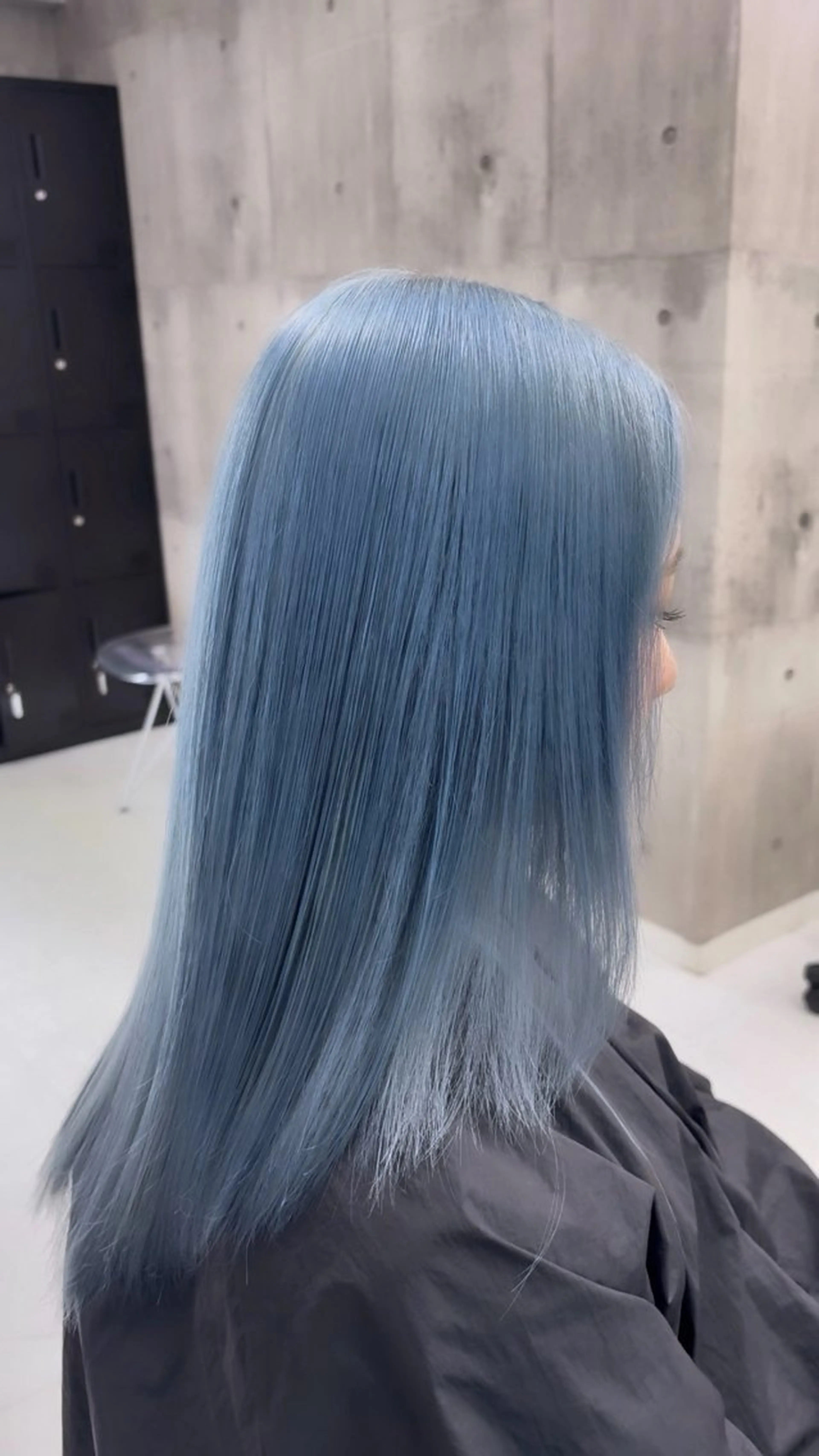 ロング カラー ヘアアレンジ メンズ ヘアカラー のん🎀ハイトーン/ レイヤーカット🐳のヘアスタイル