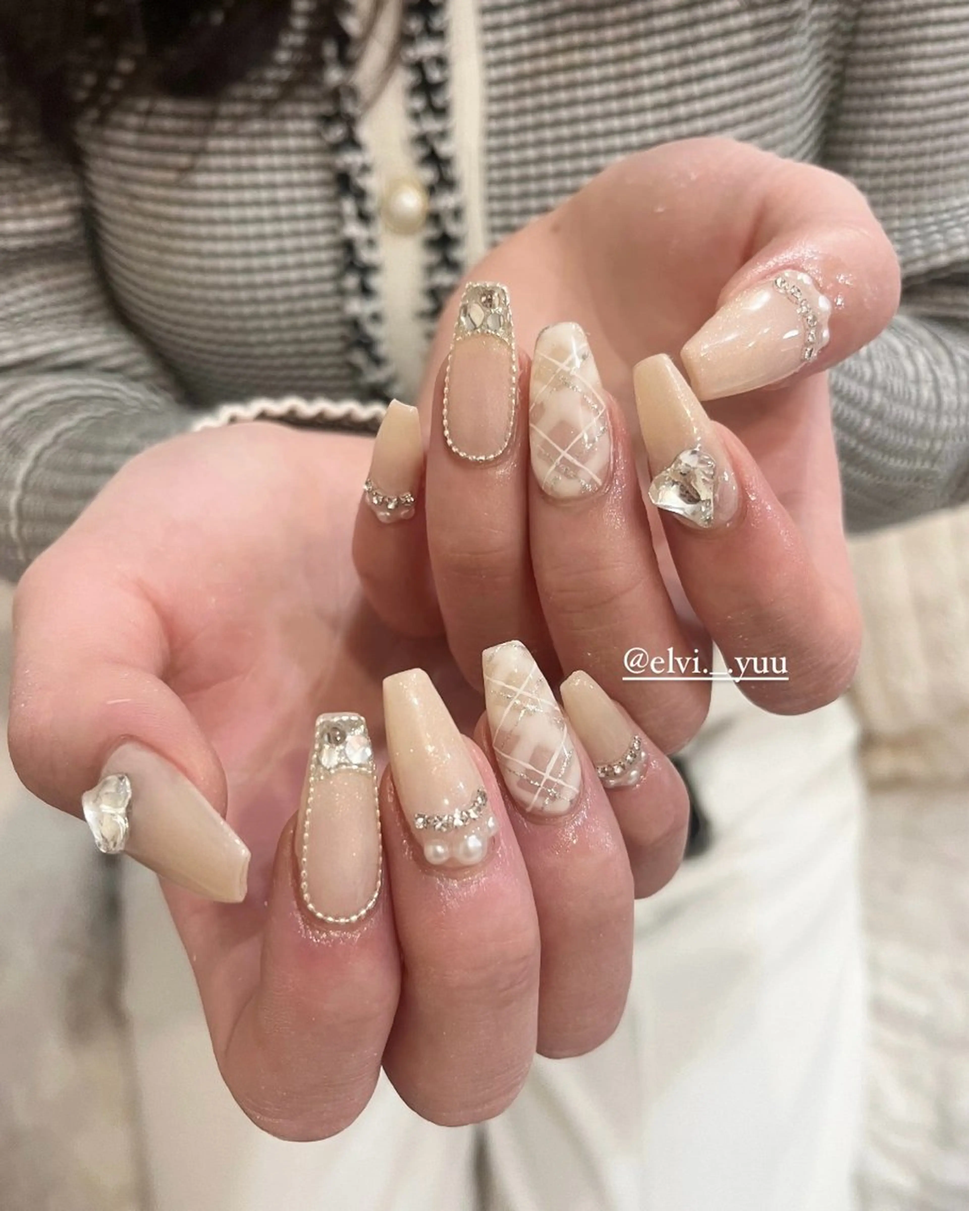 ネイル SALON ELVI.所属・SALON ELVI.のネイルデザイン