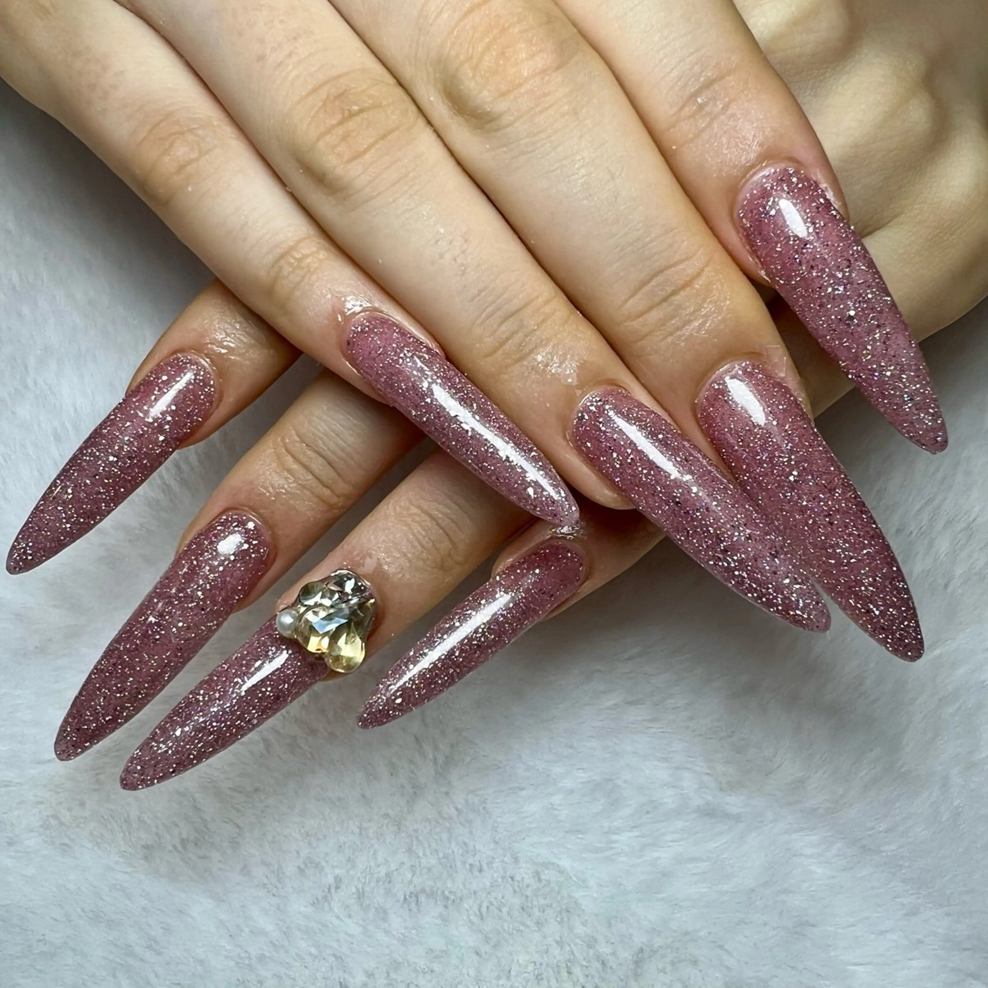 ネイル アートネイル フラッシュネイル フレンチネイル ジェルネイル ガラスフレンチ share所属・. yurieのネイルデザイン