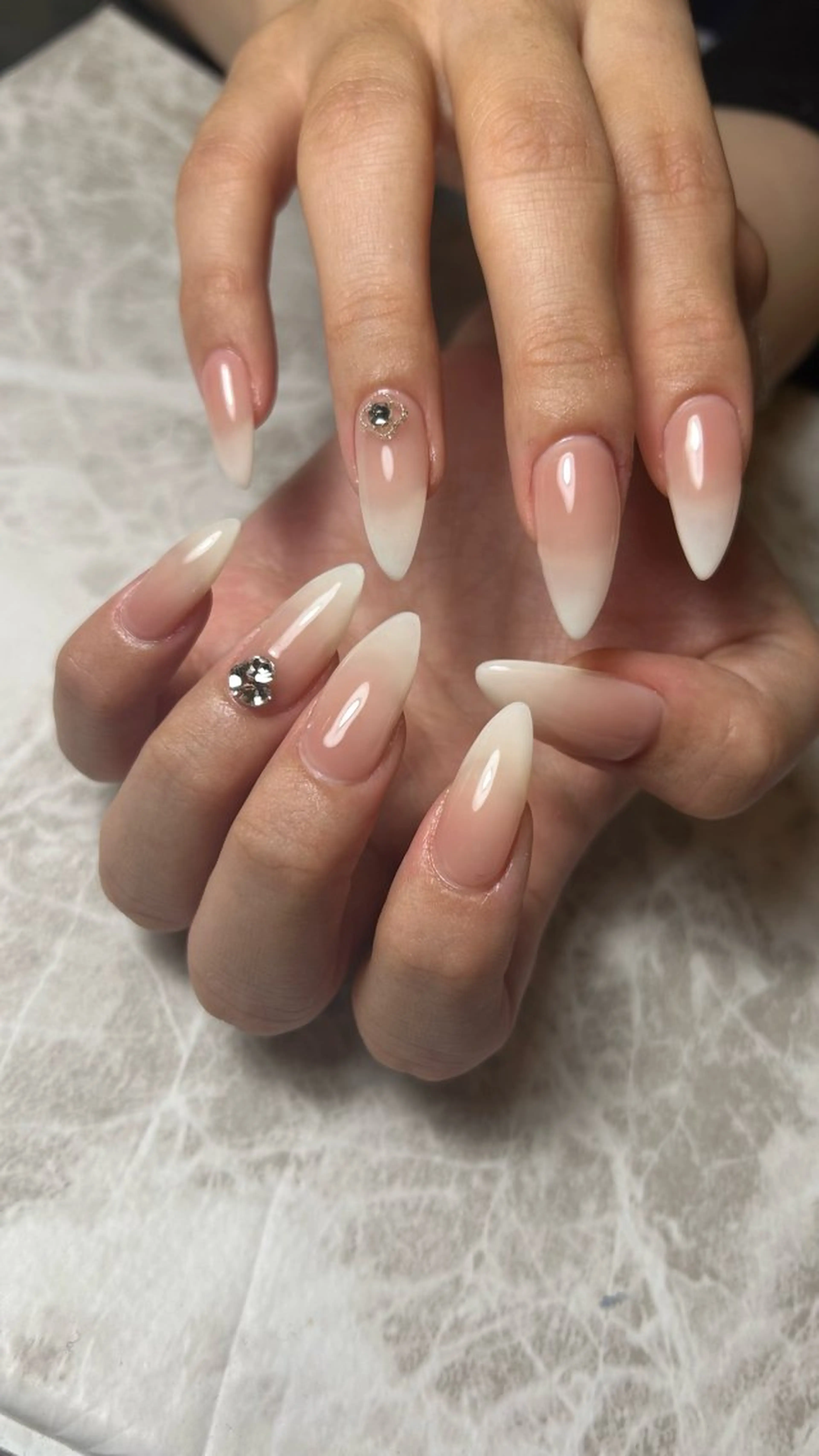 ネイル nail salon BELLUNA所属・BELLUNA Mizuki❤︎のネイルデザイン