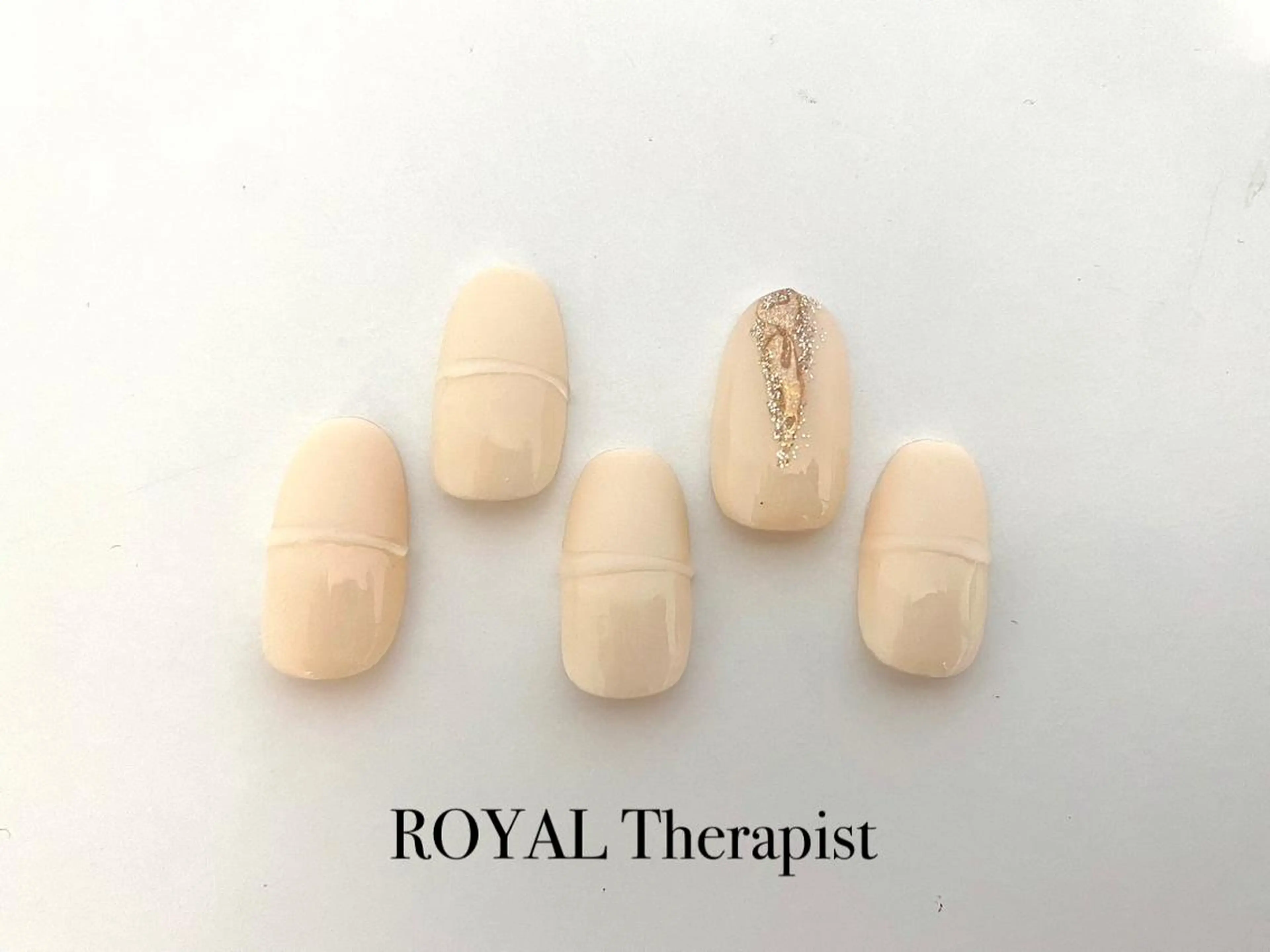 ネイル ハンドネイル 【寺岡】 ロイヤル•セラピストのネイルデザイン