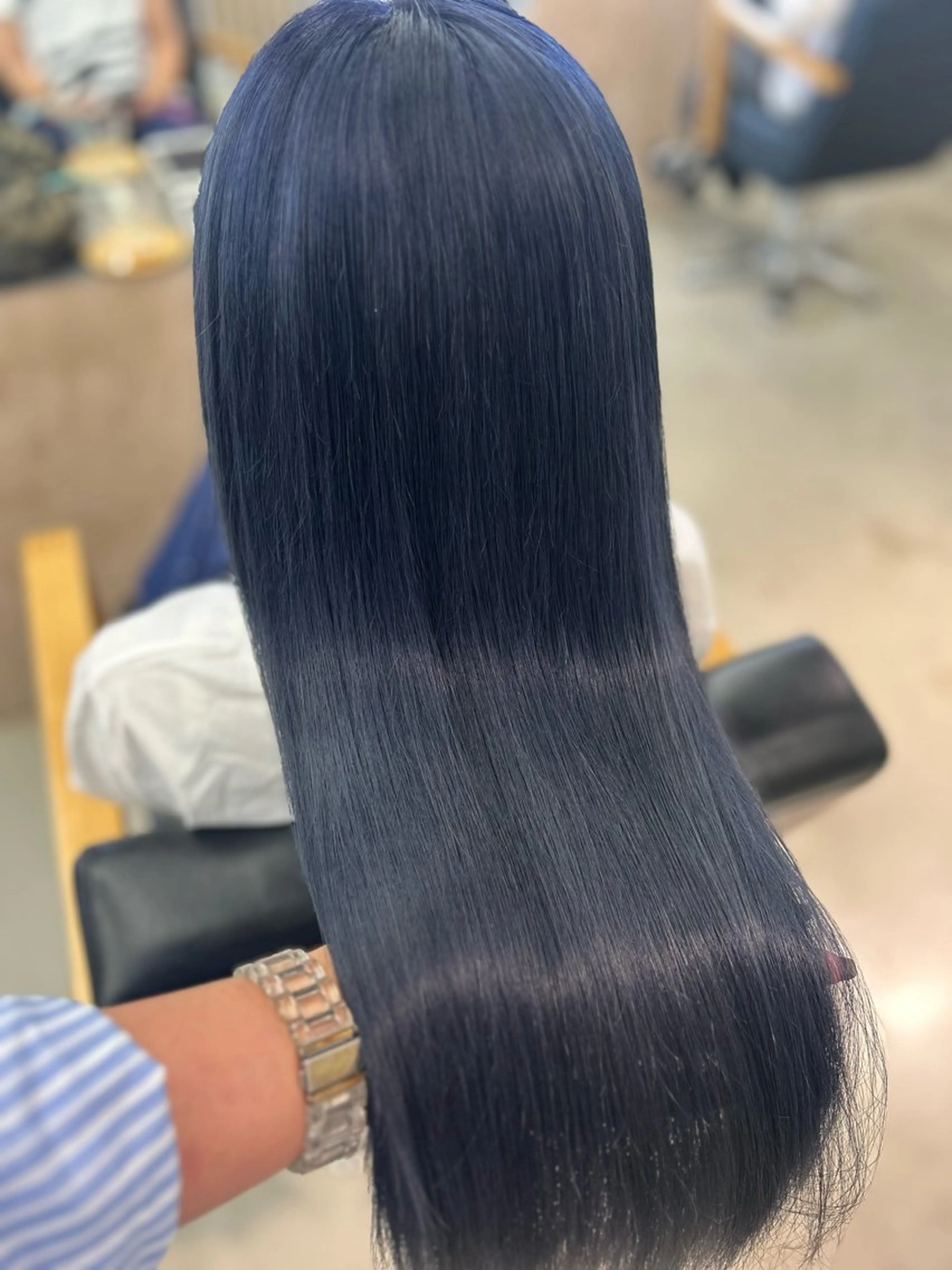 ロング カラー ブリーチ ブルーカラー ネイビーカラー 髪質改善 トリートメント カット ヘアカラー トリートメント ヘッドスパ noa  🦋 ブリーチ/暖色のヘアスタイル