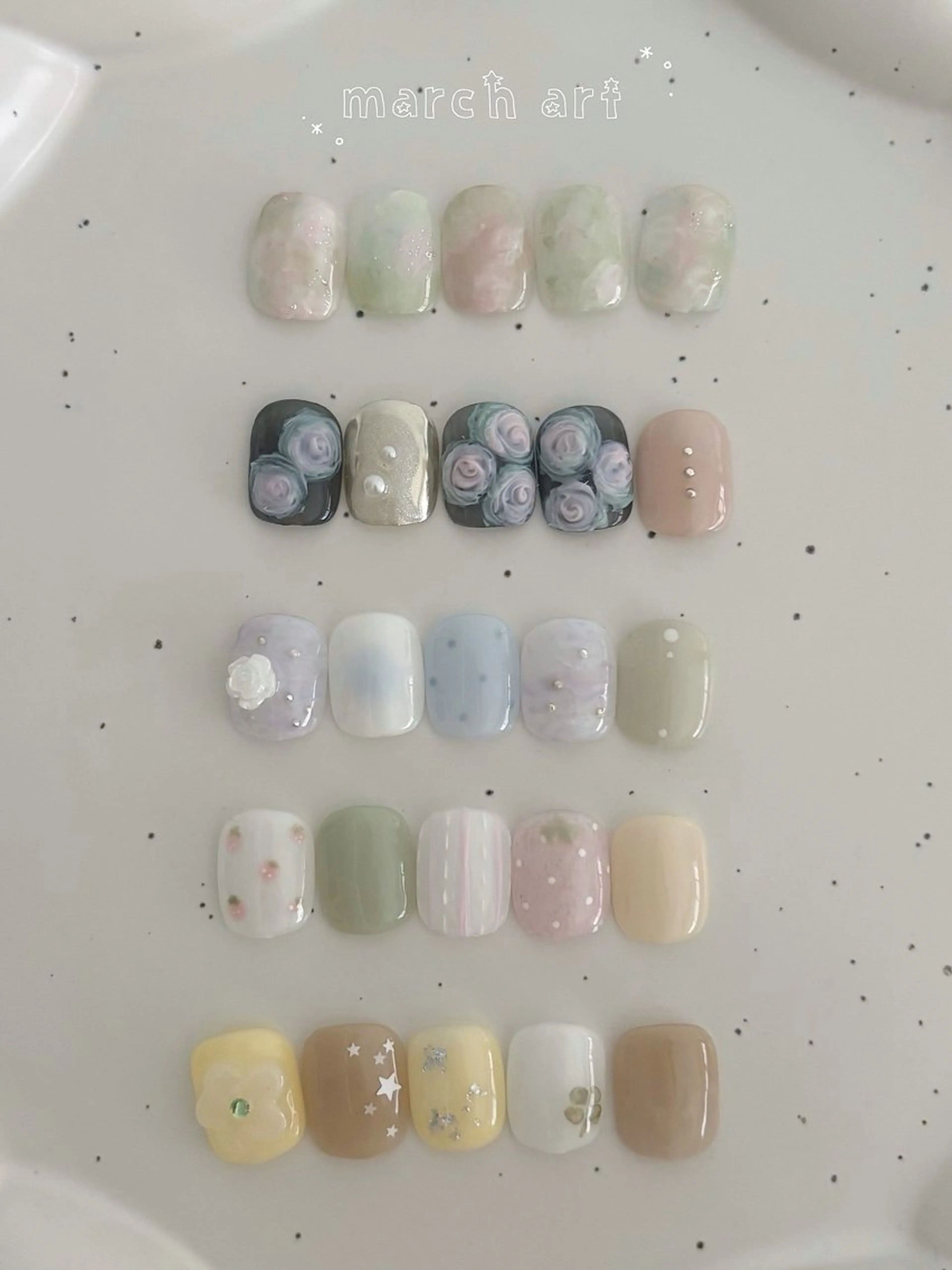 ネイル ハンドネイル my little 𖠿 .゜のネイルデザイン