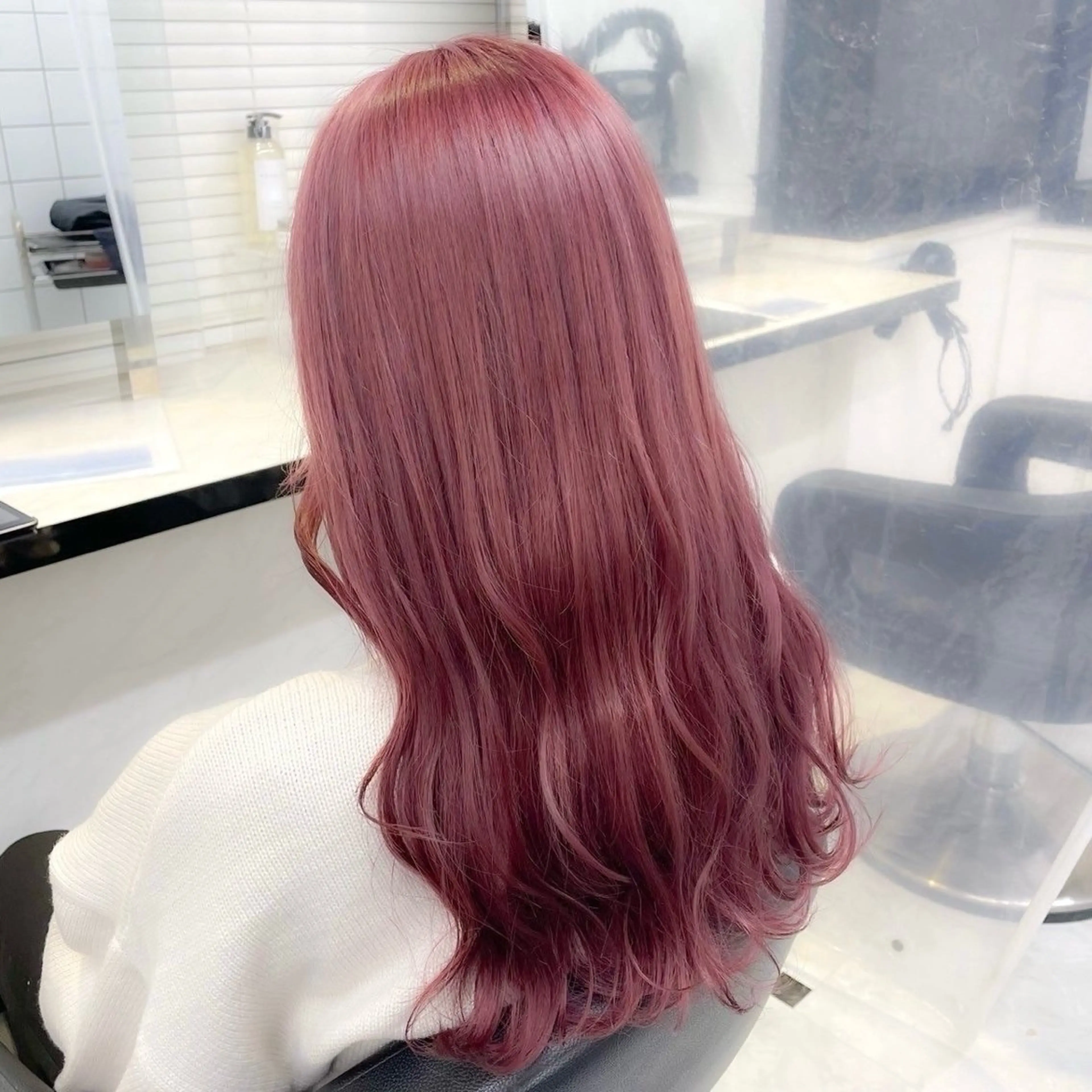 セミロング カラー 🎀🧁ダメージレス 艶髪カラー🧁🎀のヘアスタイル