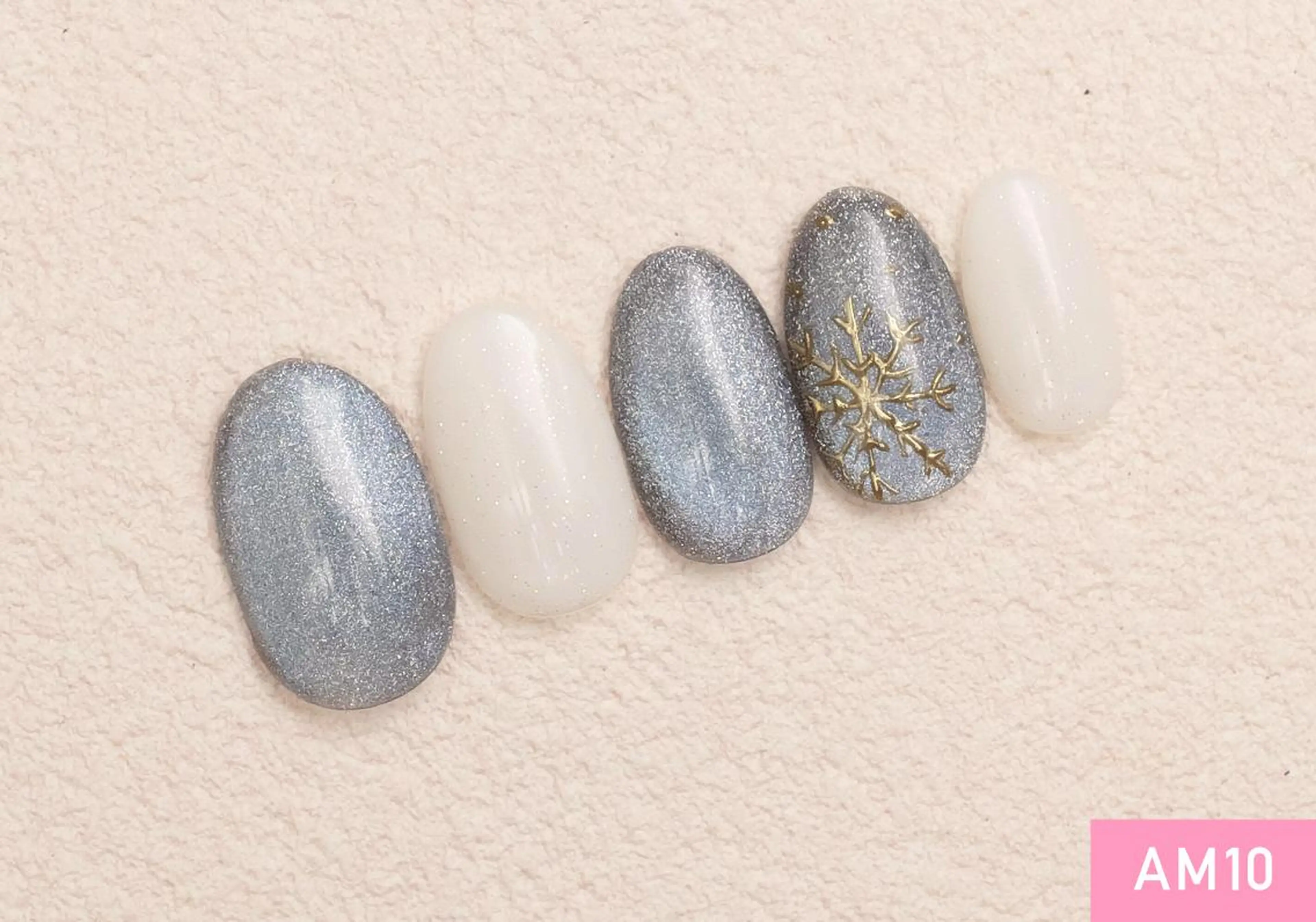 ネイル シルバー 池袋 ゆなのネイルデザイン