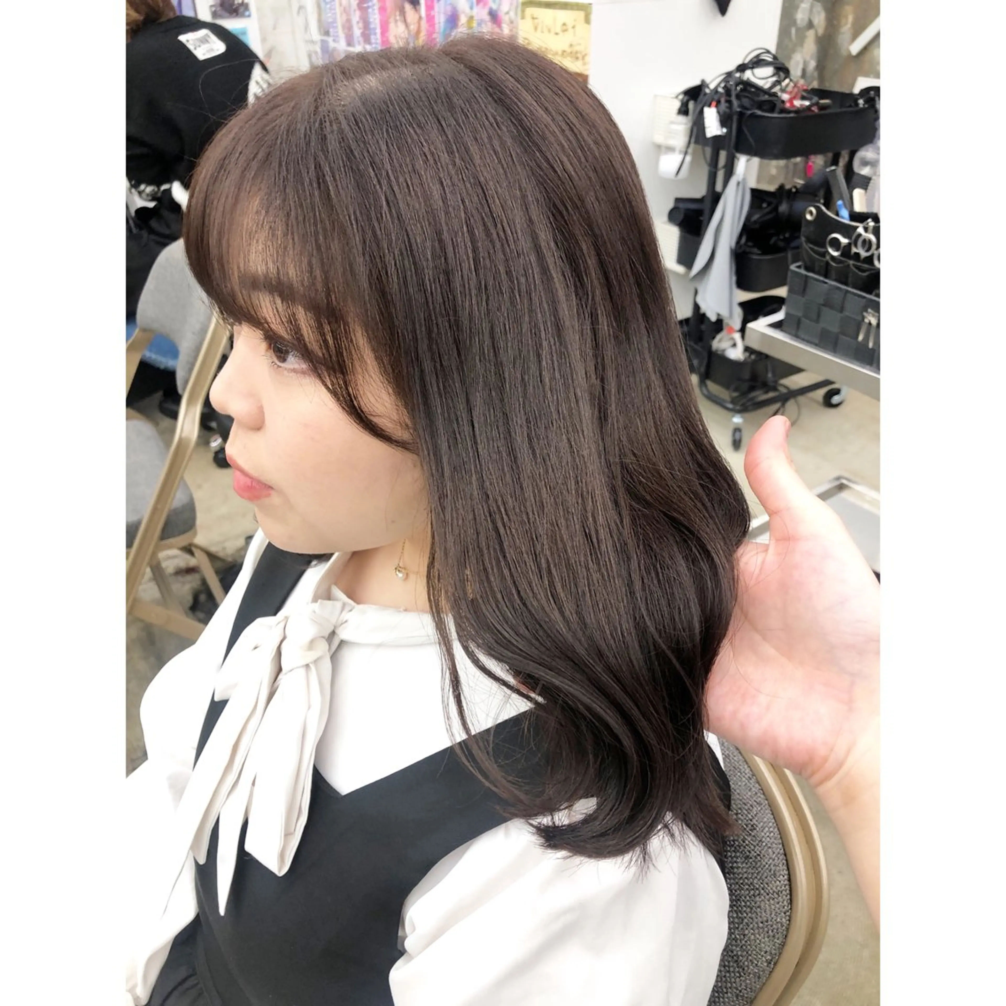 ミディアム カラー ヘアカラー トリートメント 推しカラー✨ オタク美容師ユウカのヘアスタイル