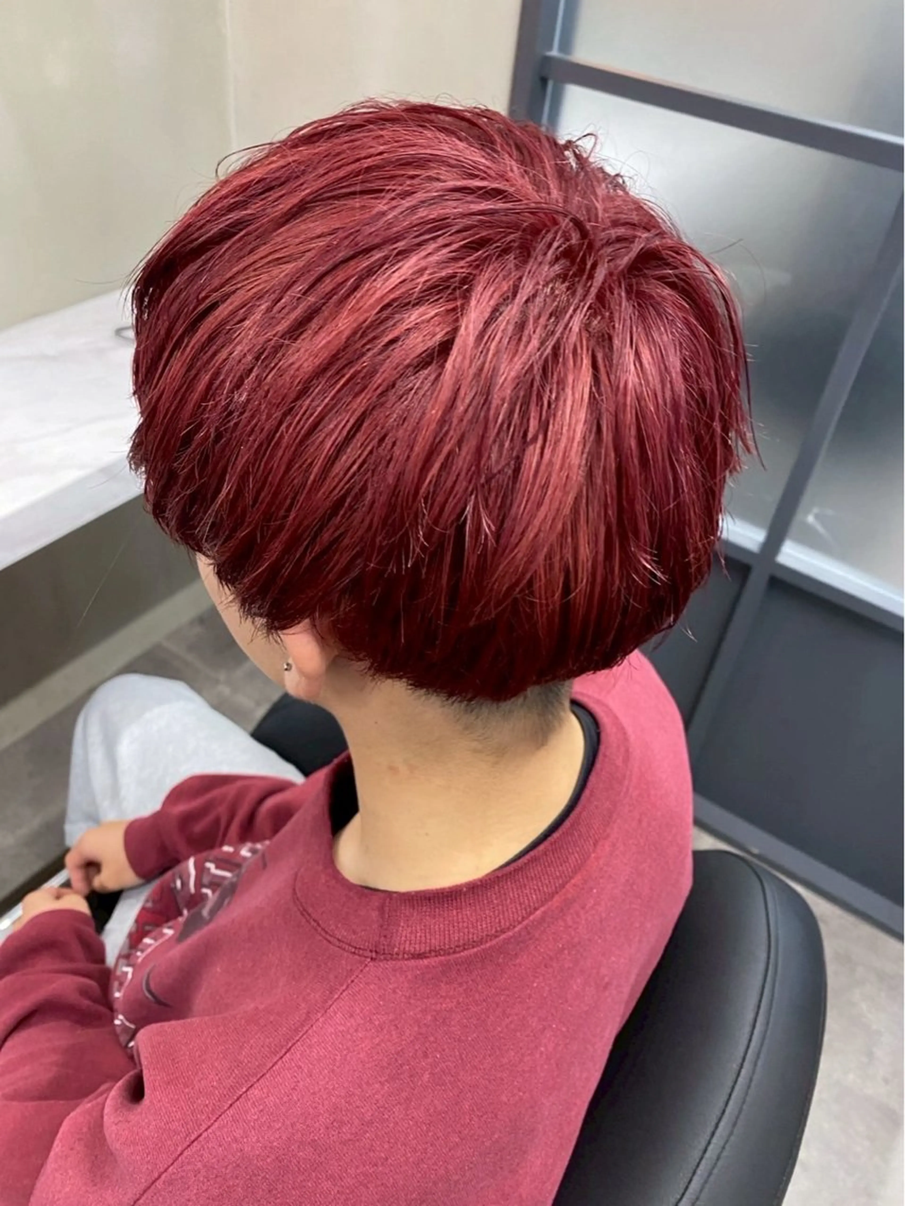 ショート カット ヘアカラー 花田 麟のヘアスタイル