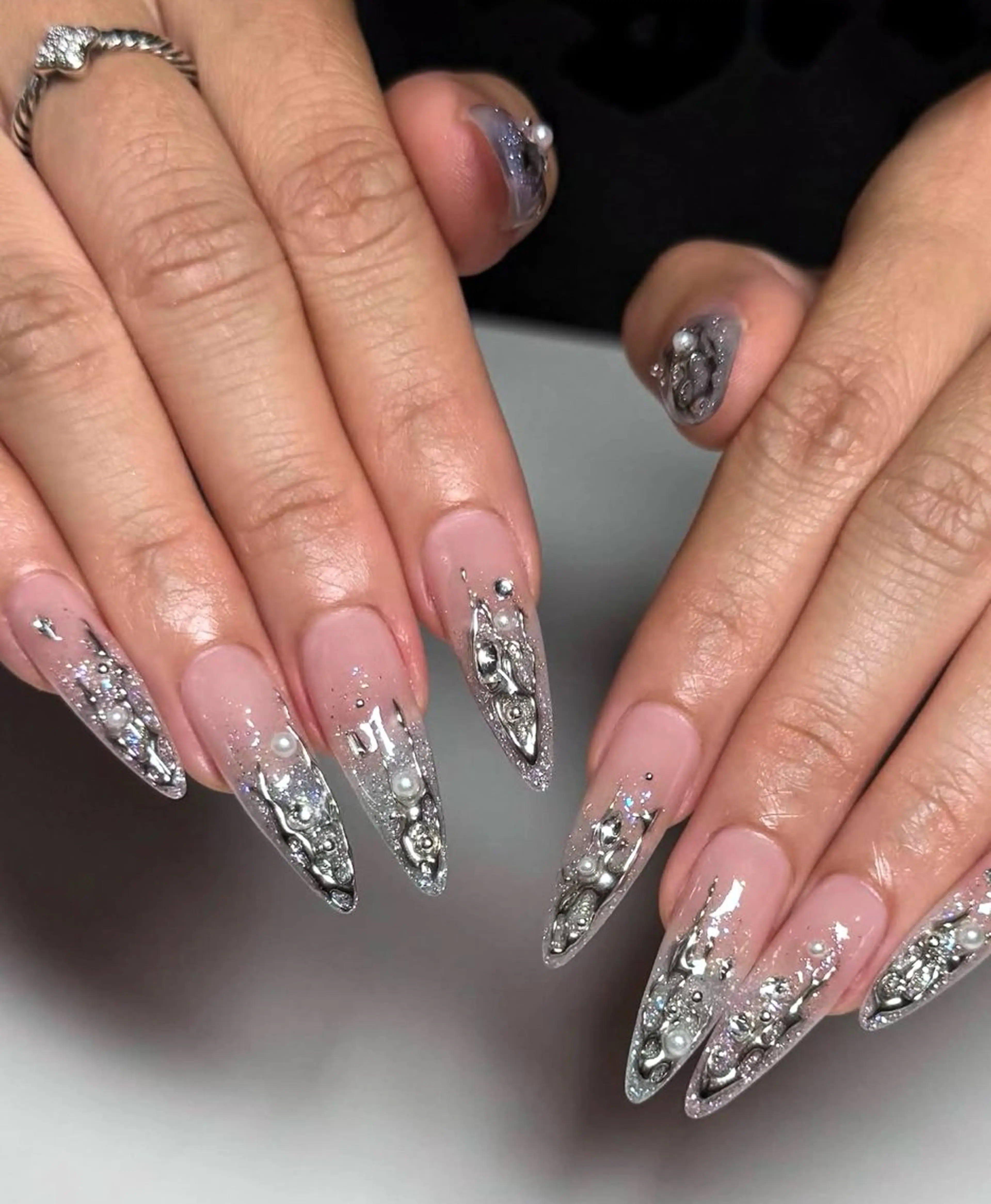 ネイル アートネイル フレンチネイル ジェルネイル 韓国ネイル ミラーネイル ハンドネイル Rin Nail 新大久保店のネイルデザイン