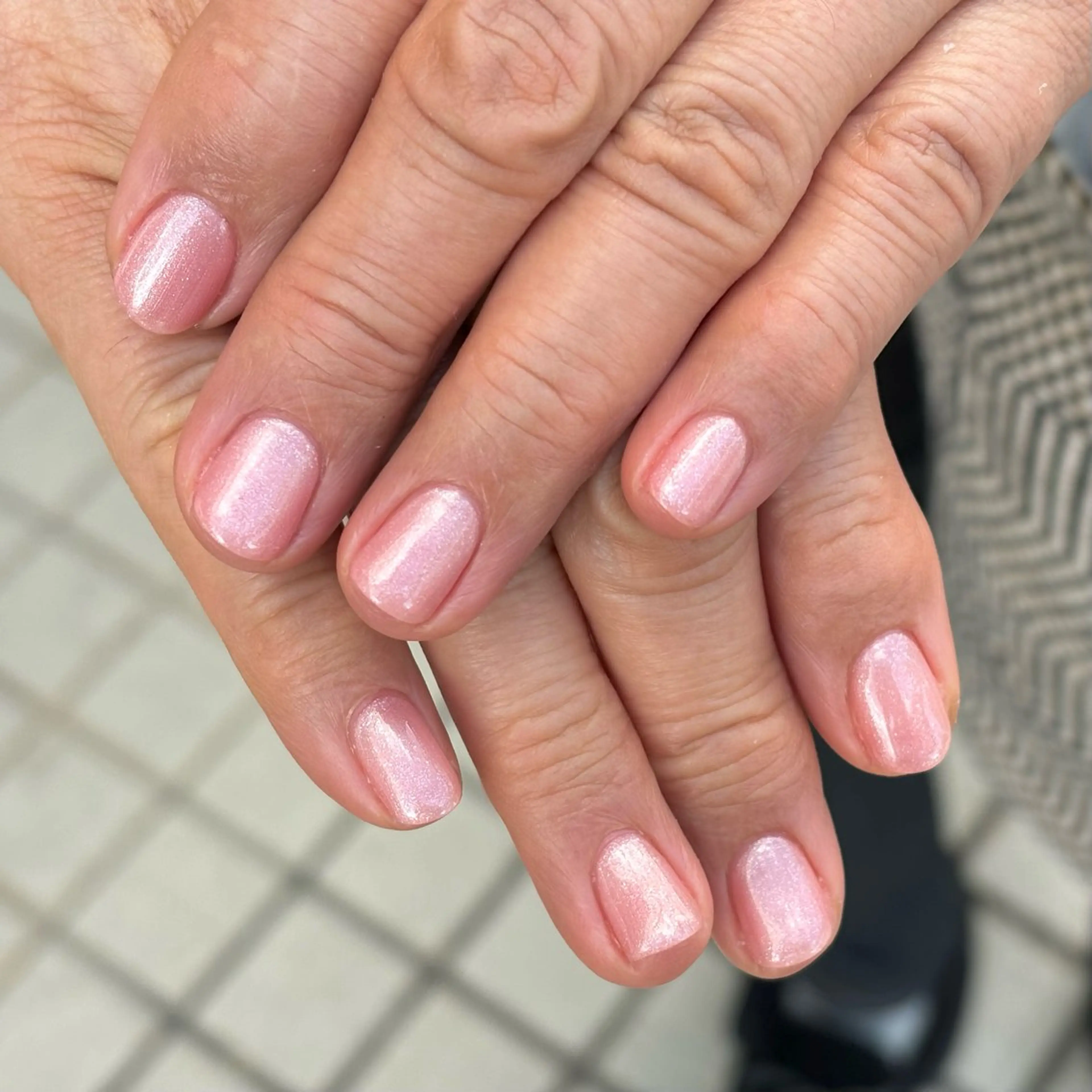 ネイル ラメ(グリッター) ピンク 6Roku  Hair所属・伊藤 貴恵のネイルデザイン