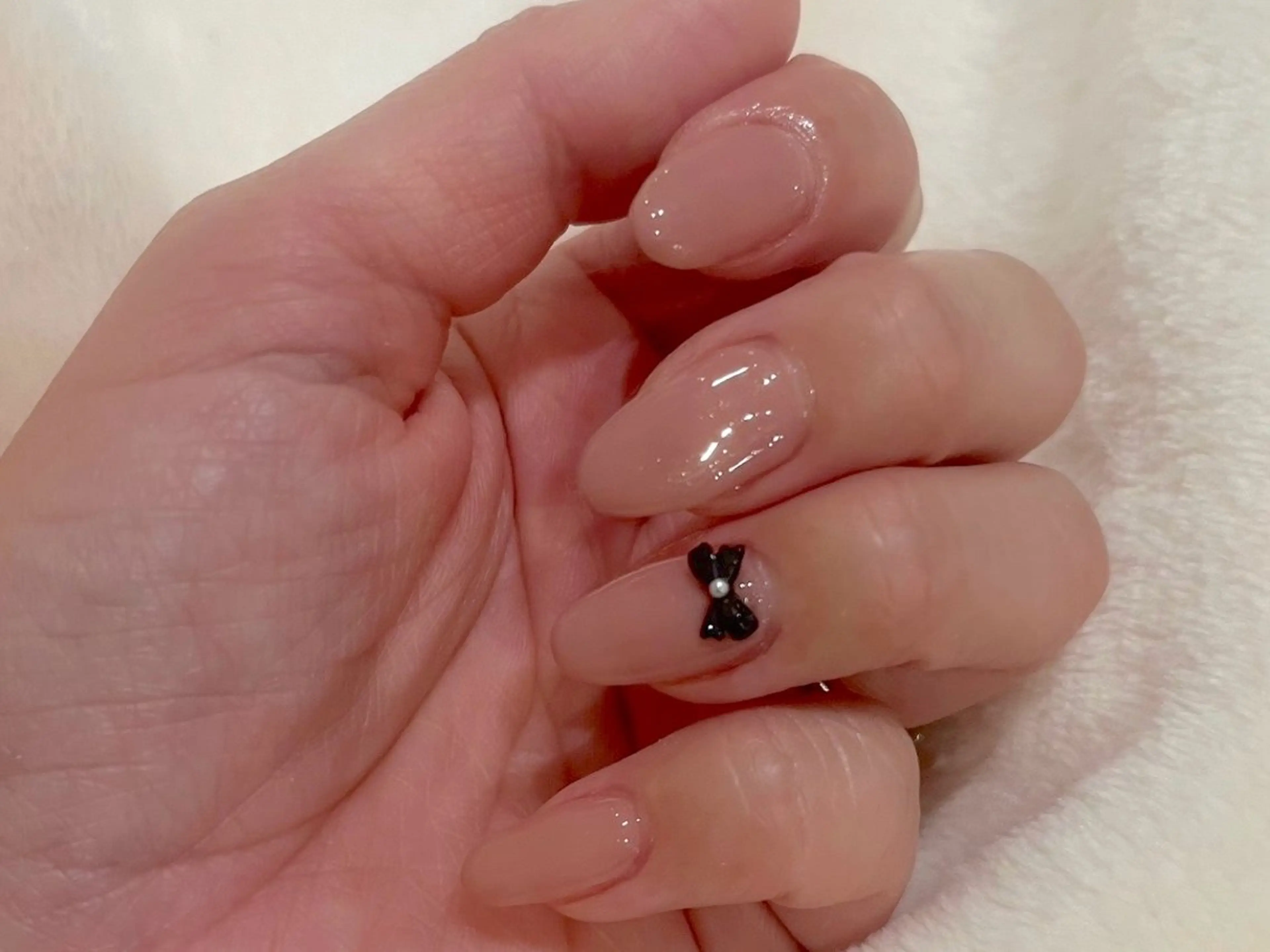 ネイル ワンカラーネイル リボン ハンドネイル an'reve ♥RIEのネイルデザイン