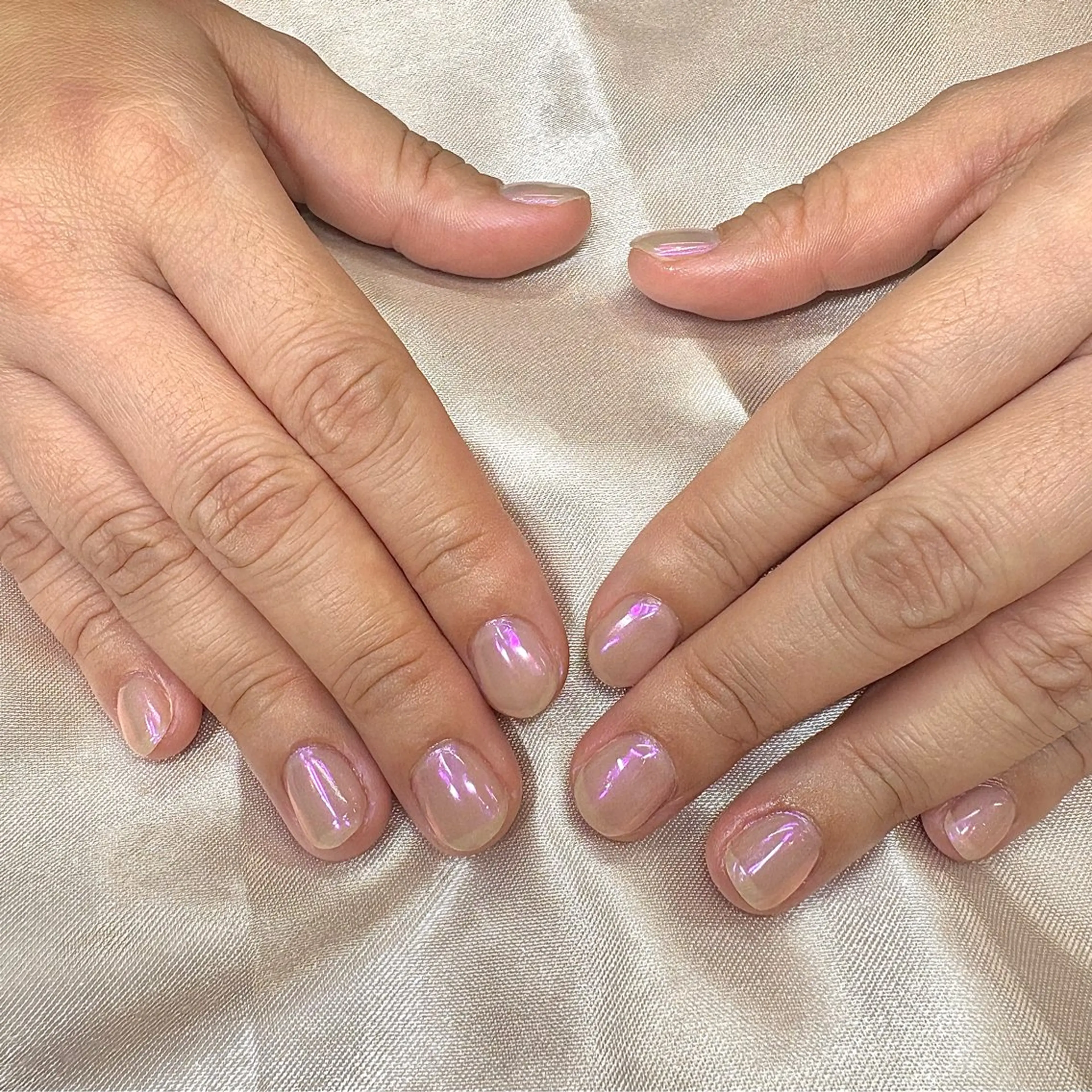 ネイル オーロラネイル 小林 玲奈のネイルデザイン