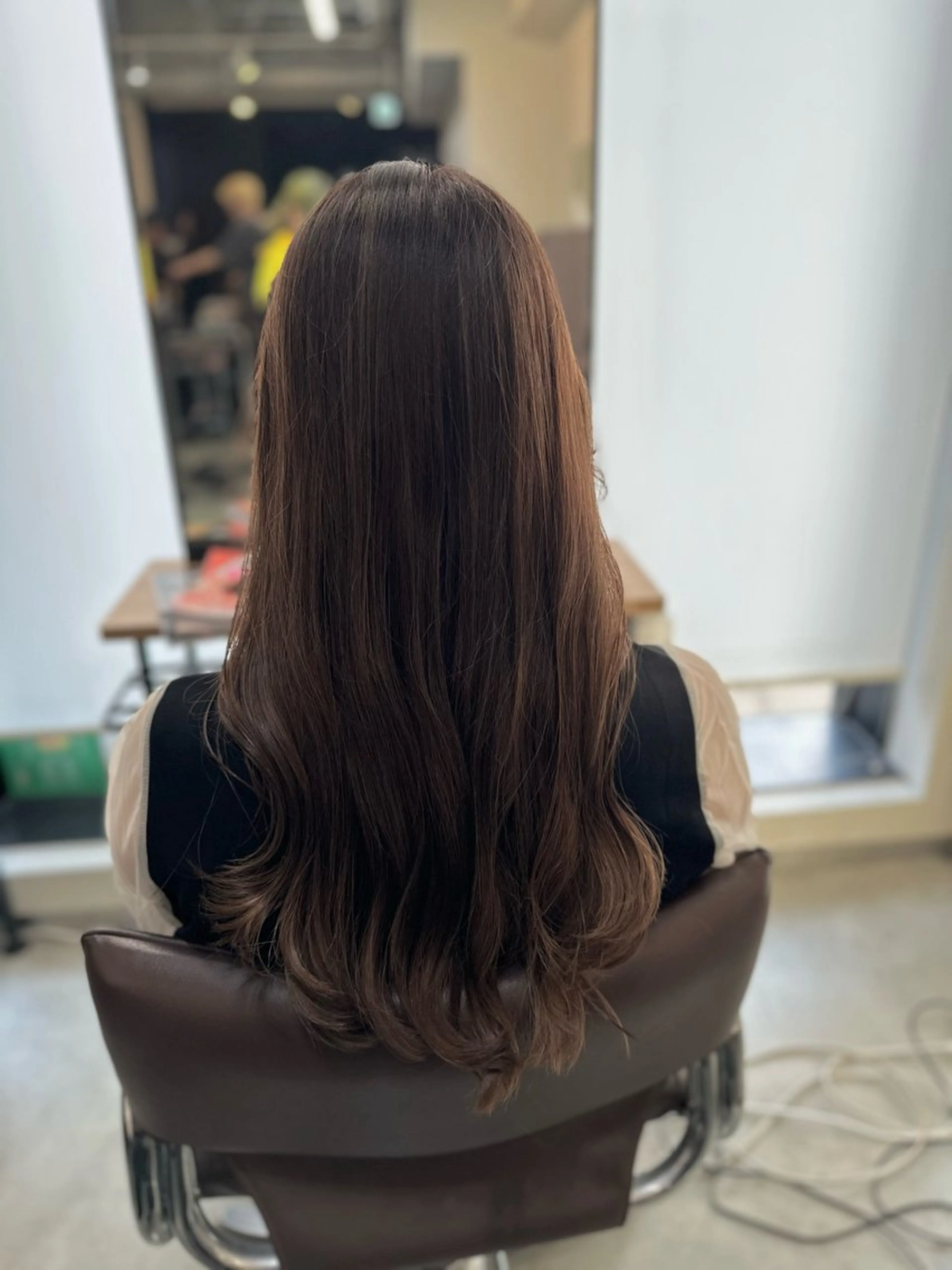 ロング カラー パーマ カット ヘアカラー パーマ トリートメント ヘッドスパ 巻けるケア縮毛矯正✨ ケアカラー✨山下のヘアスタイル
