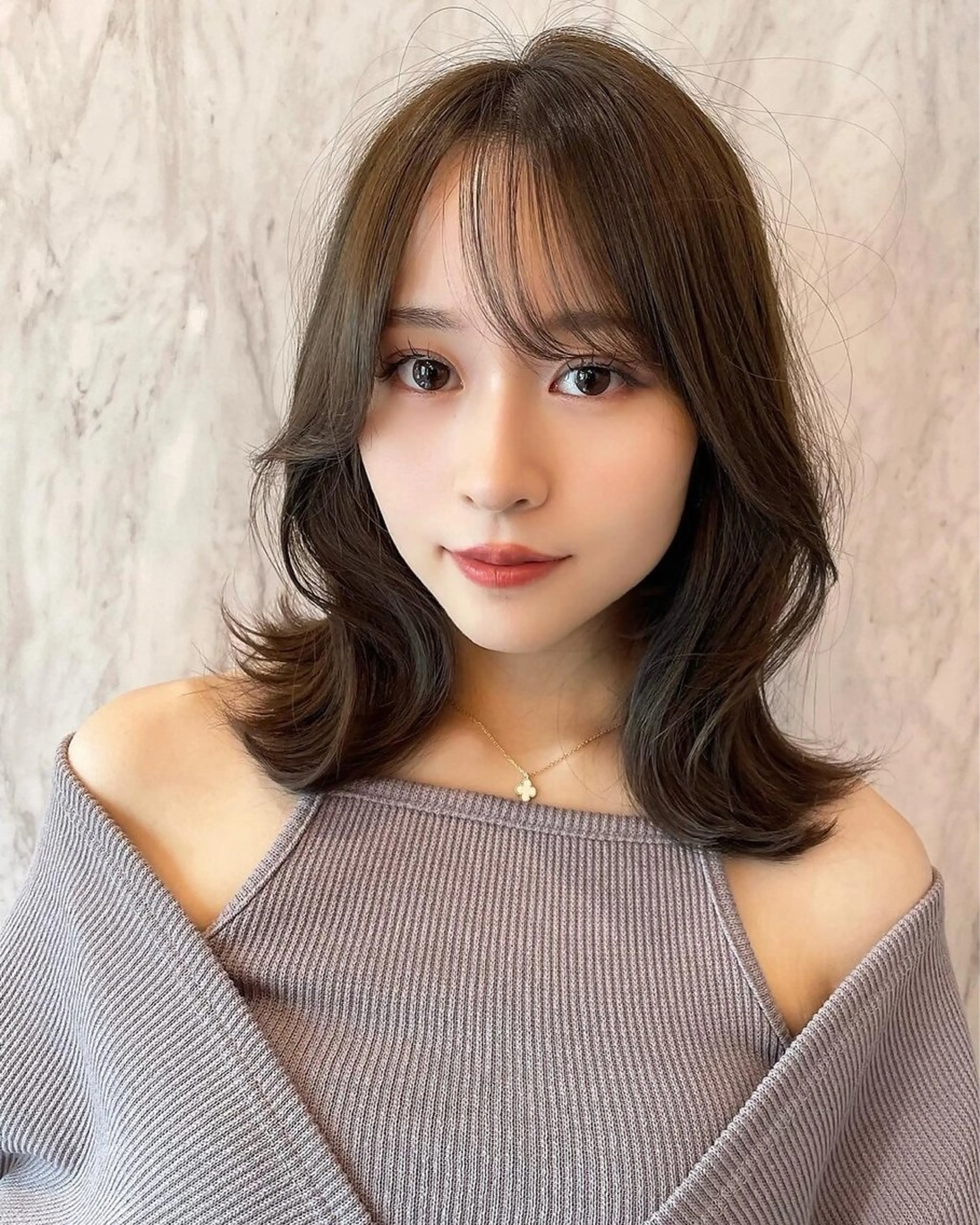 ミディアム カット ヘアカラー トリートメント Hello by Sea所属・レイヤー/艶髪/ボブ /くびれ/伊藤　勇司のヘアスタイル