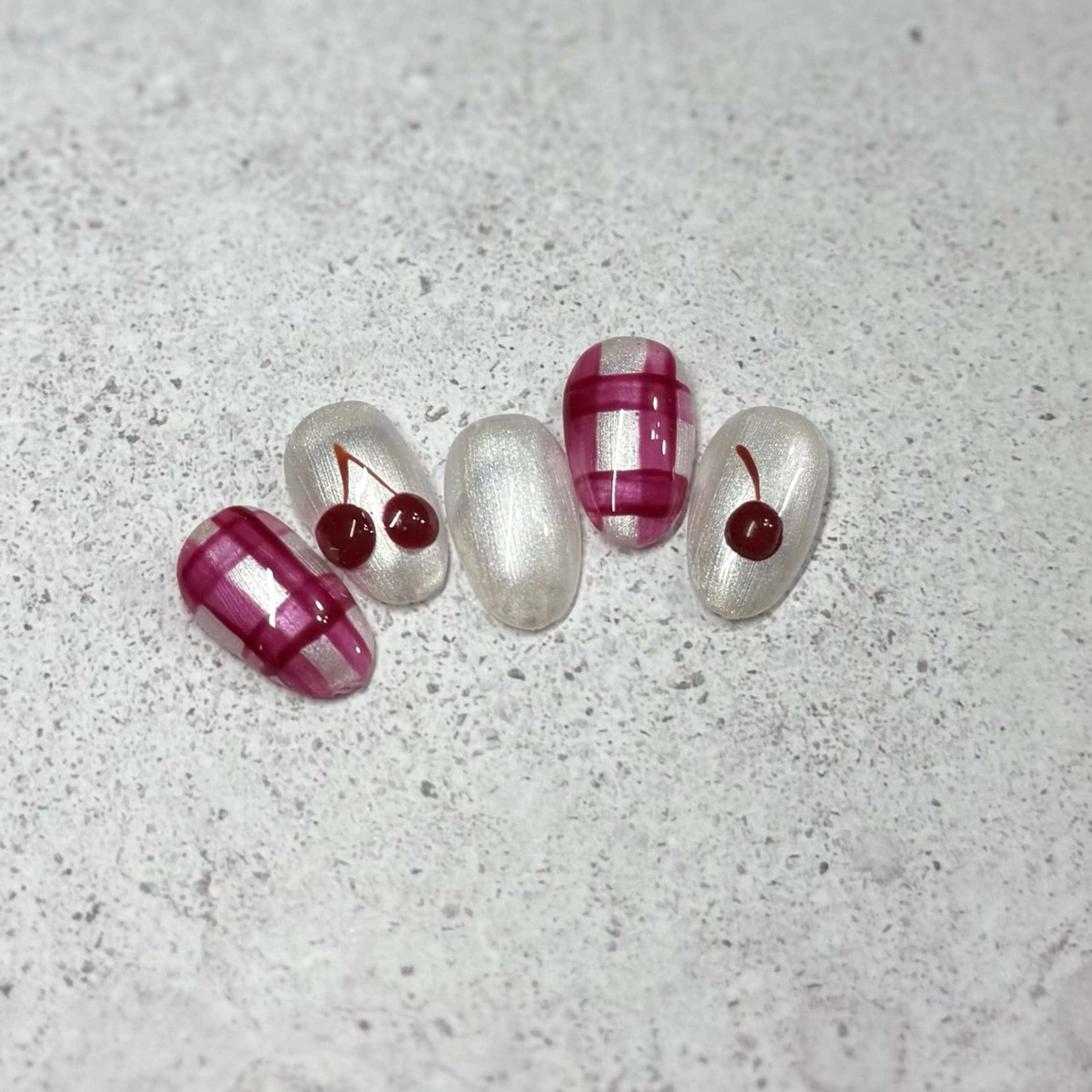 【オフ込み】 定額デザインネイルの写真