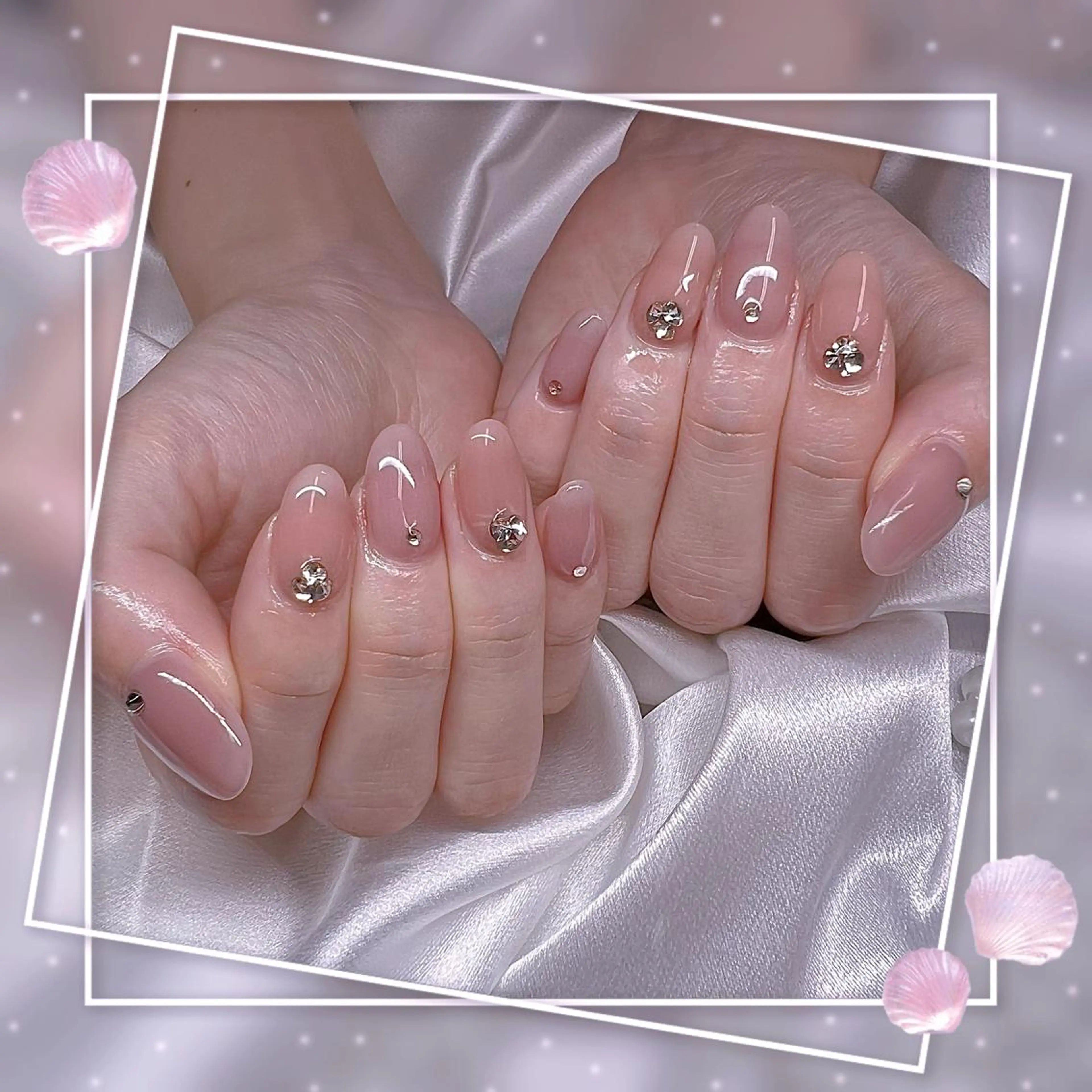 ネイル フレンチネイル キラキラネイル 韓国ネイル マグネットネイル マグネットフレンチ ハンドネイル Chill Nailsalonのネイルデザイン