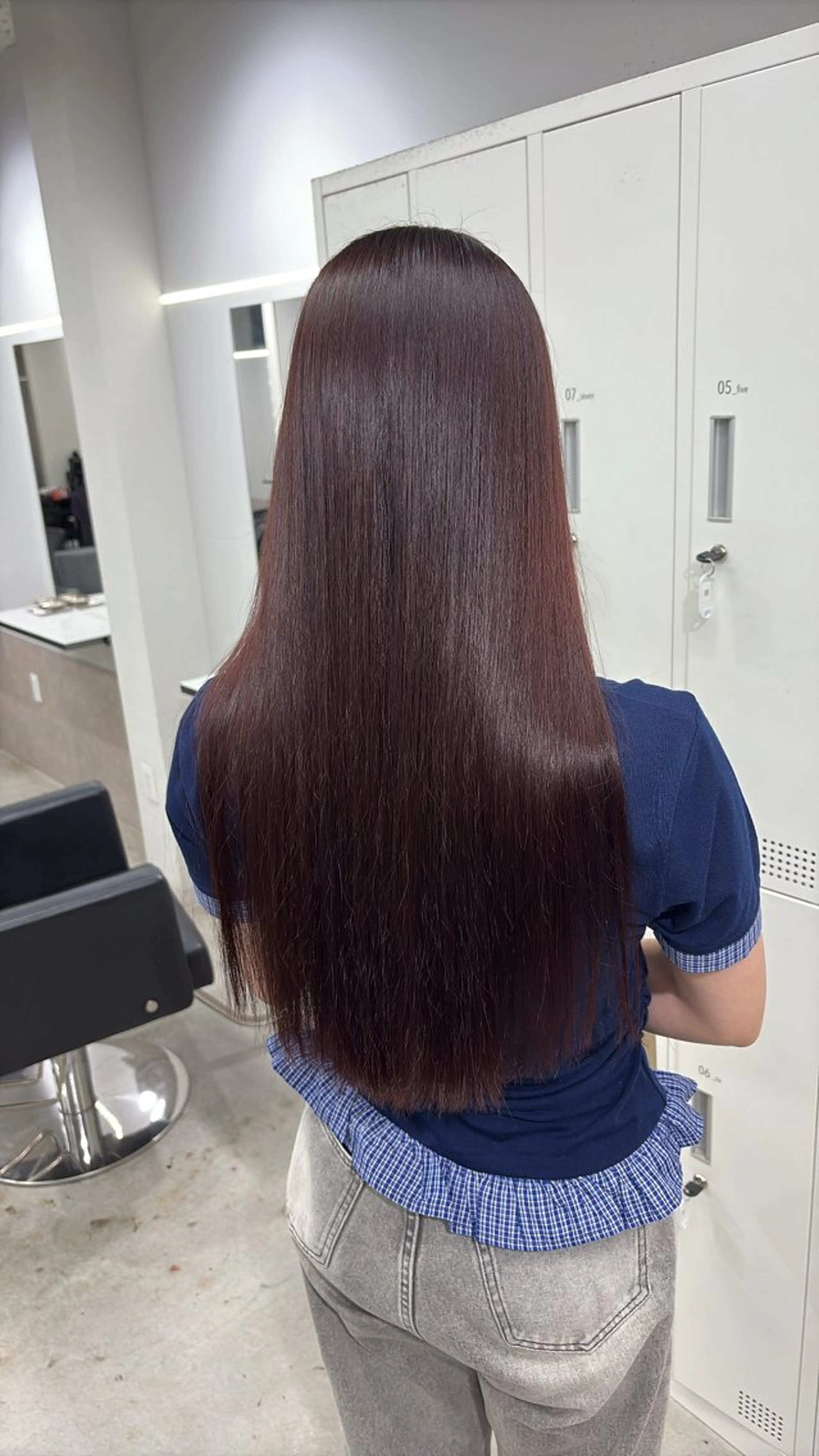 ロング カラー ヘアカラー 縮毛矯正 noa 寒色系カラーブリーチのヘアスタイル