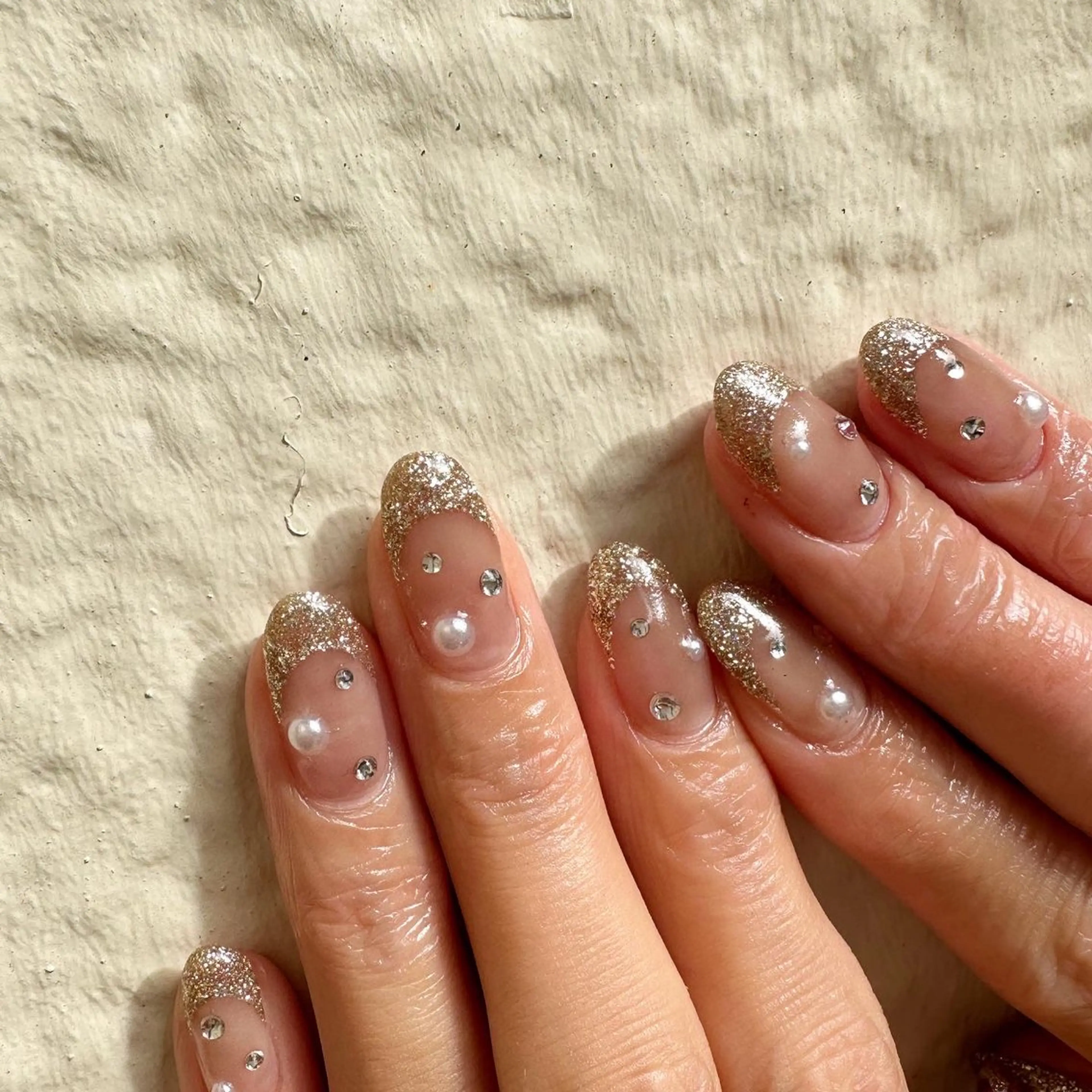 ネイル クリアネイル フレンチネイル 氷ネイル・うるうるネイル 韓国ネイル ラメ(グリッター) 🪞KAPE NAIL 🪞のネイルデザイン