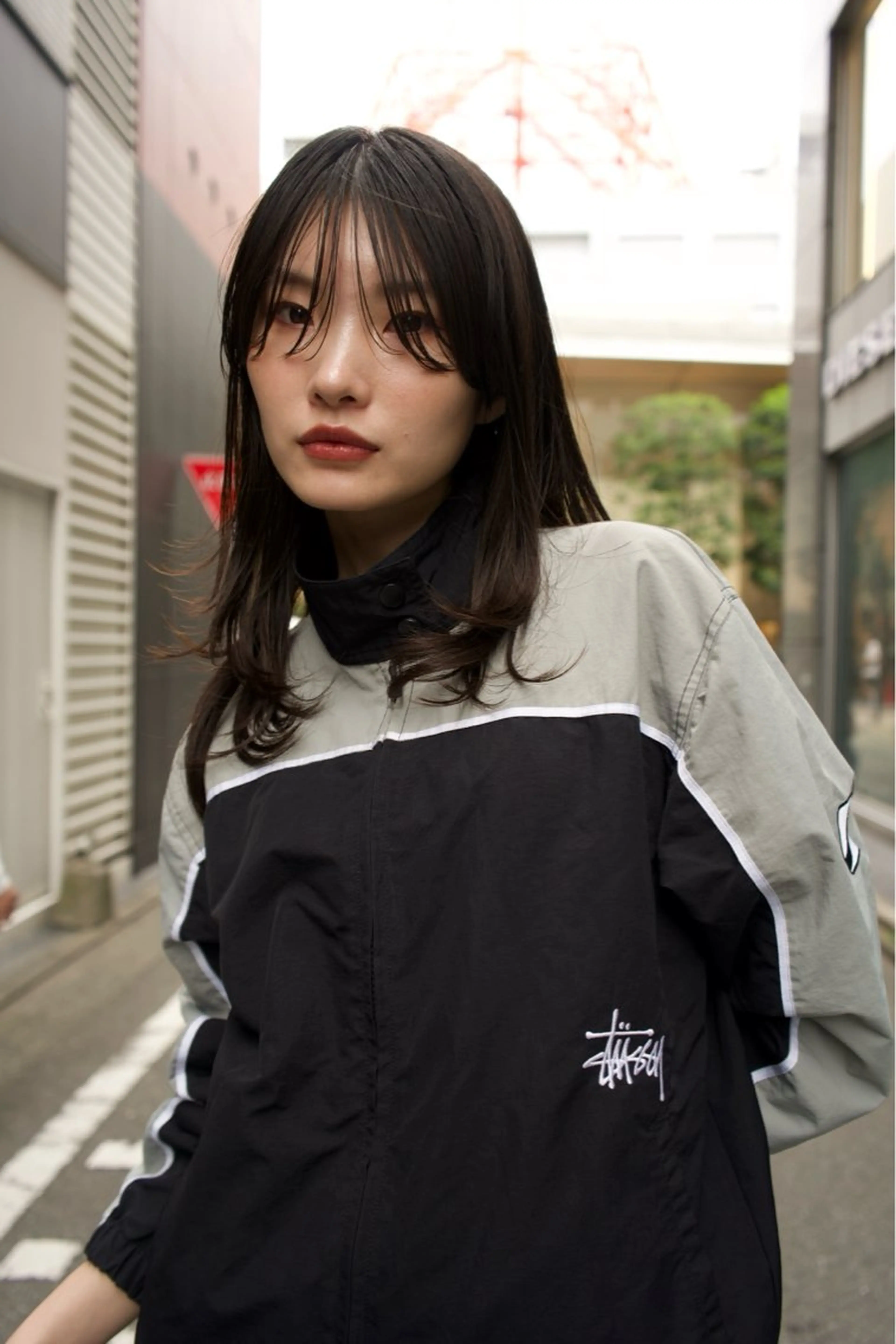 ミディアム miyu ハイトーン/レイヤーのヘアスタイル