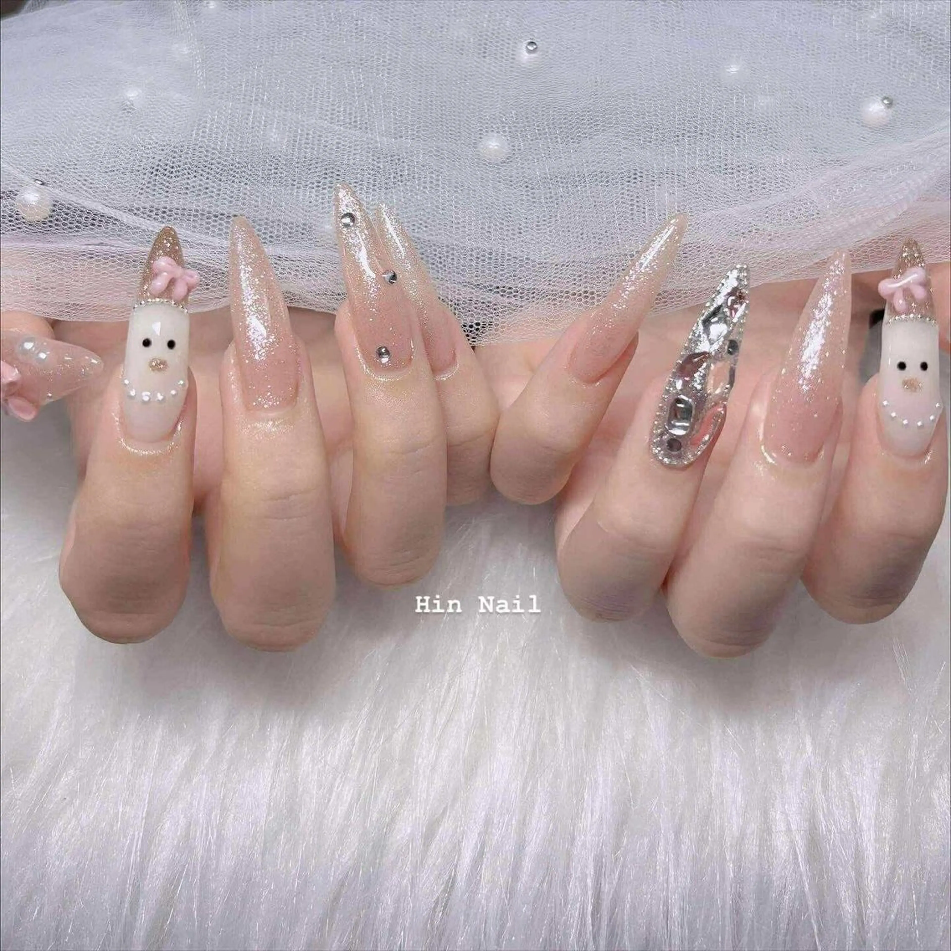 ネイル ハンドネイル Hin  Nail所属・Hin Nail Salonのネイルデザイン