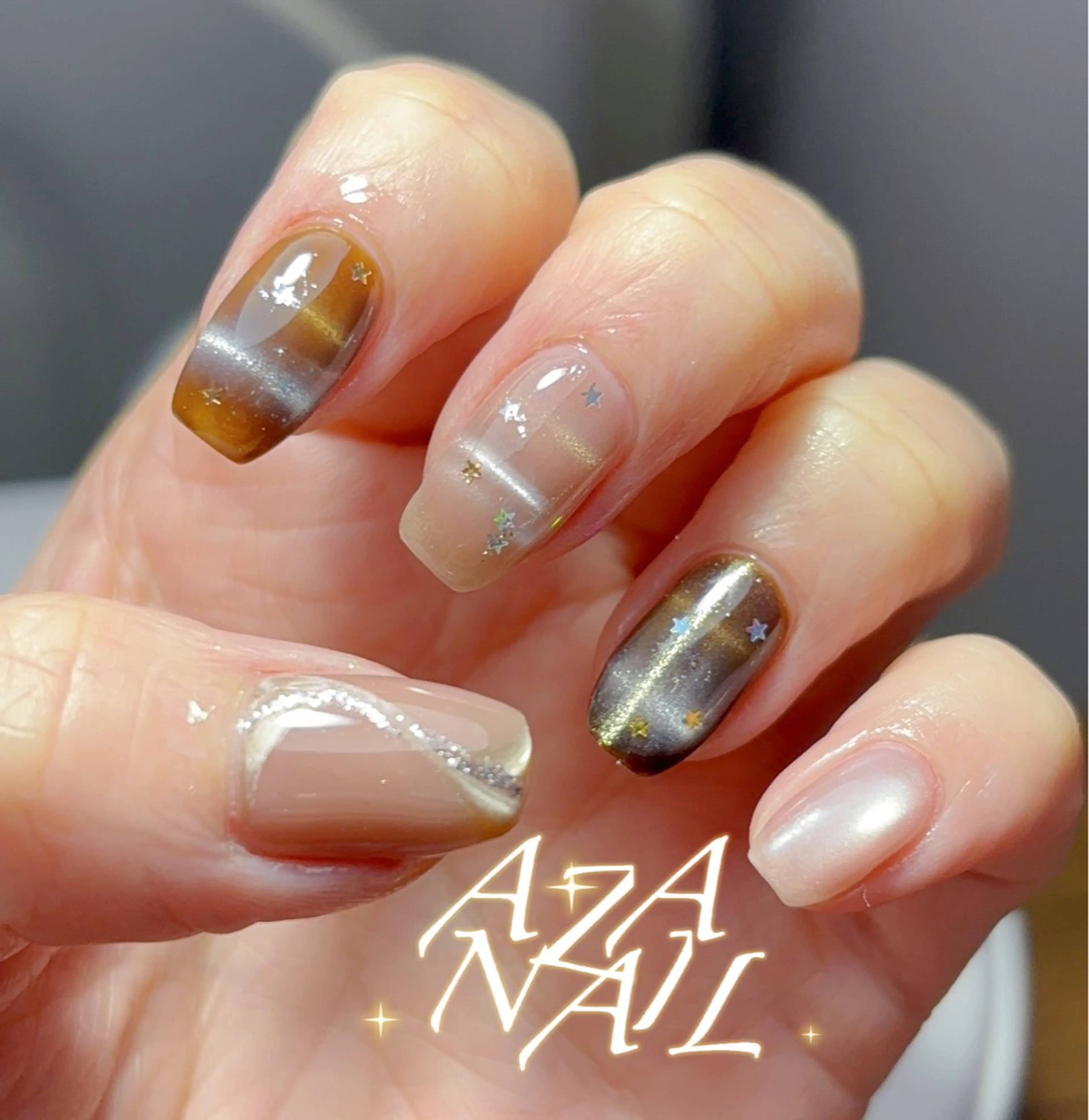 ネイル AZA NAILROOMのネイルデザイン