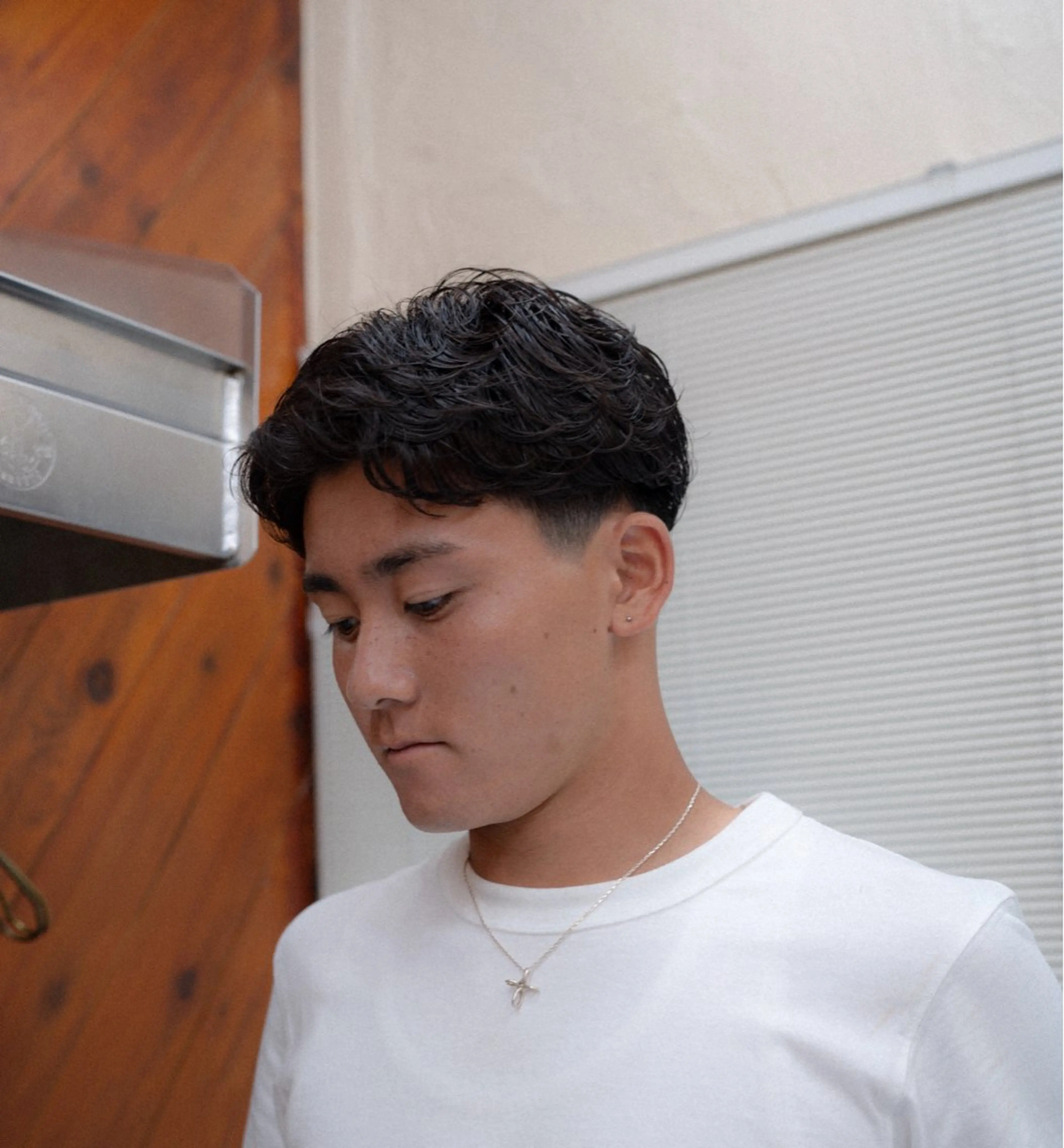 ショート カラー パーマ メンズ センターパート メンズパーマ 🔗メンズサロン🔗 Kieのヘアスタイル