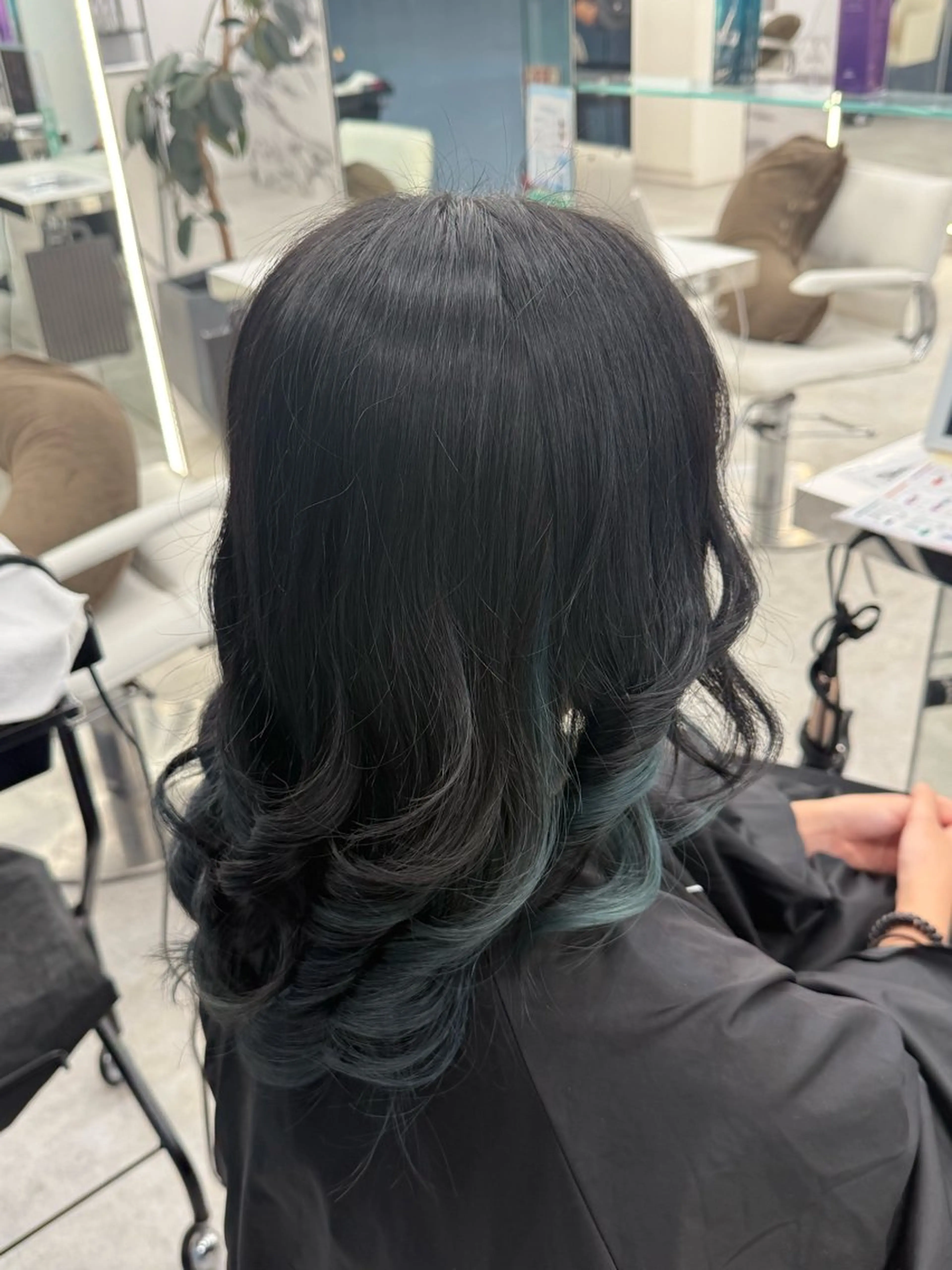 セミロング カラー ヘアカラー 🎀藤沢 ﾊｲﾄｰﾝ ららのヘアスタイル