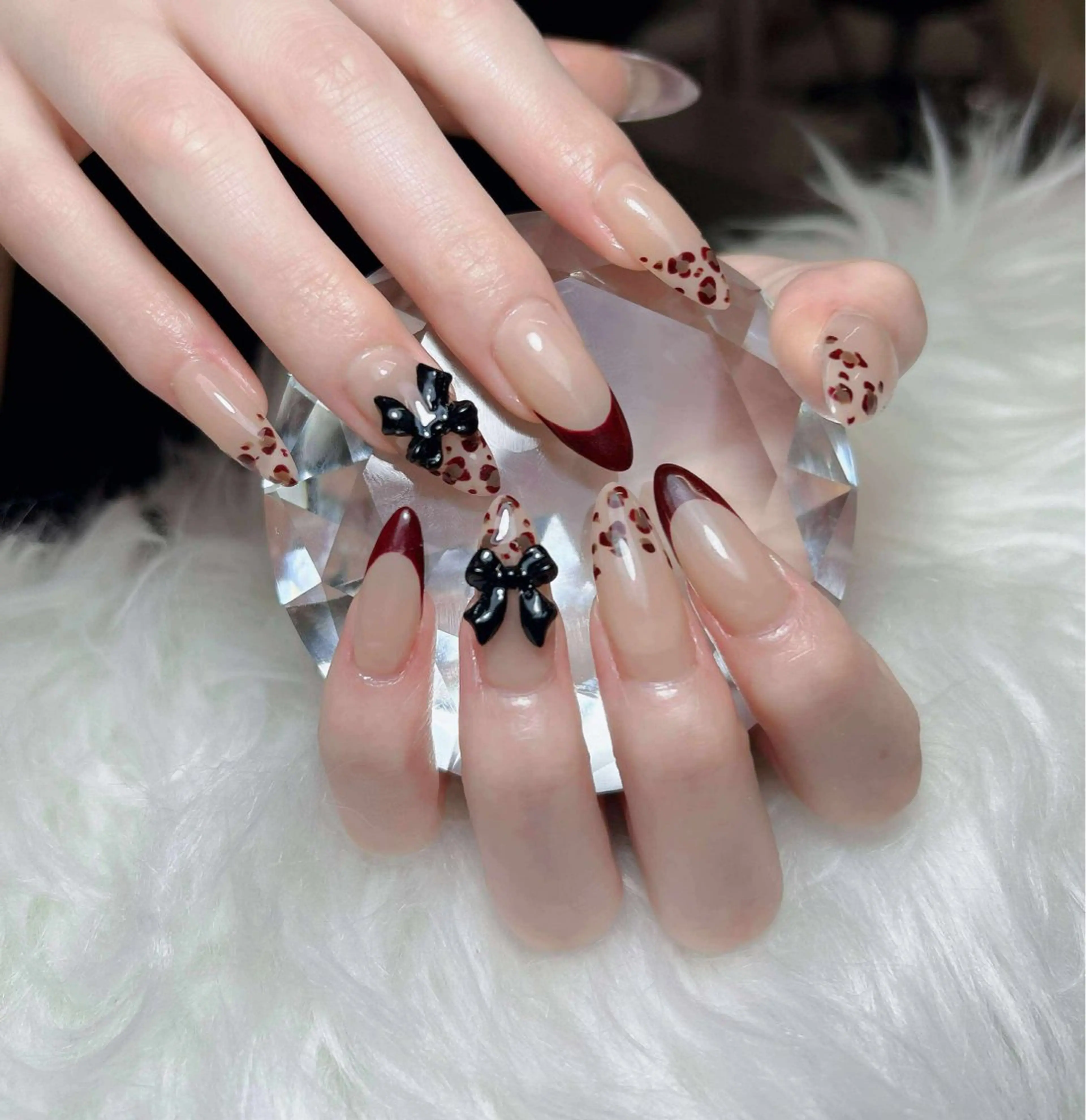 ネイル オーロラネイル チークネイル フットネイル フレンチネイル 韓国ネイル ハンドネイル Lumi Nailのネイルデザイン