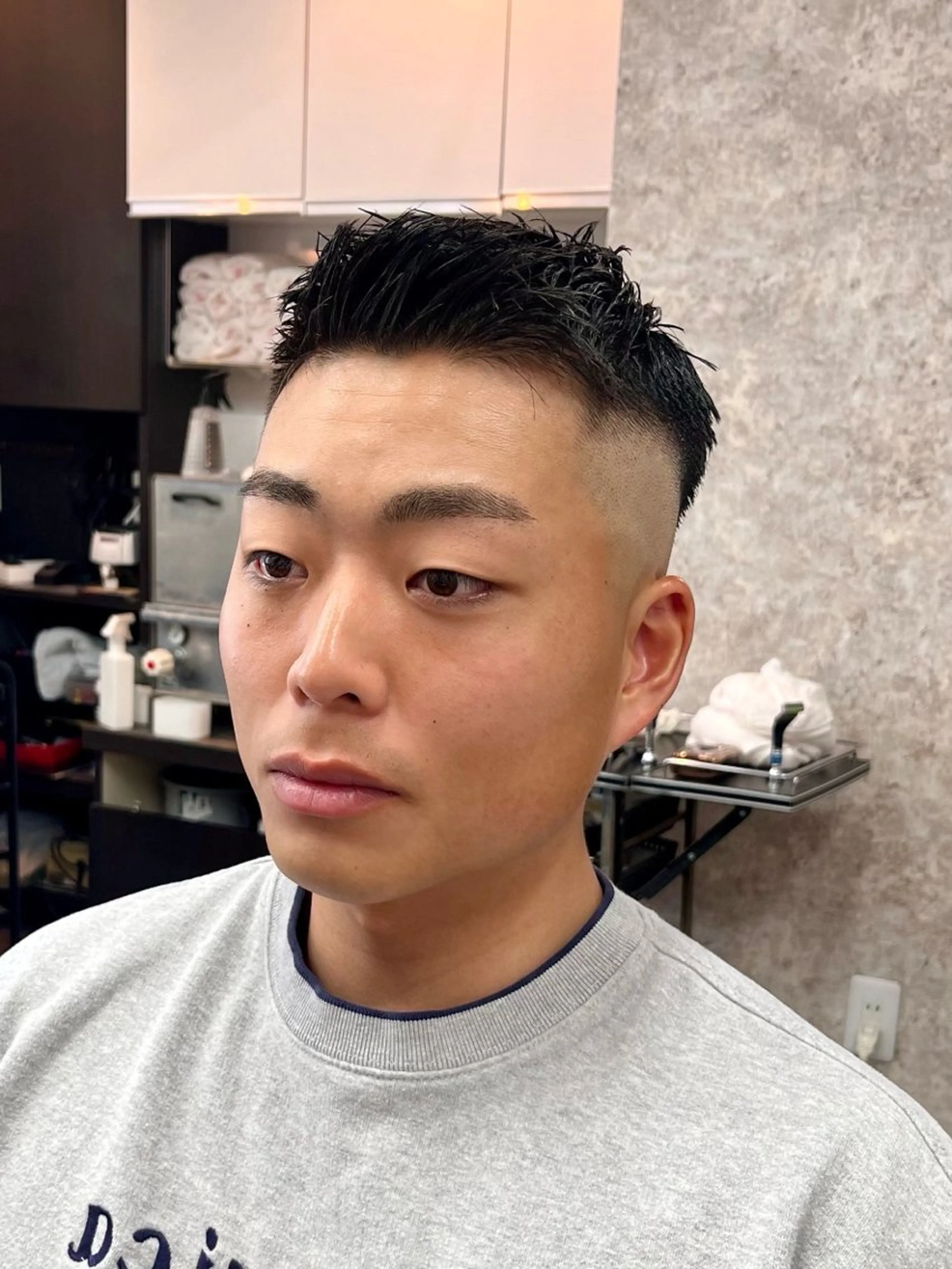 フェード、スキンフェード💈学生・20代限定　小学生以下不可　※詳細ありの写真