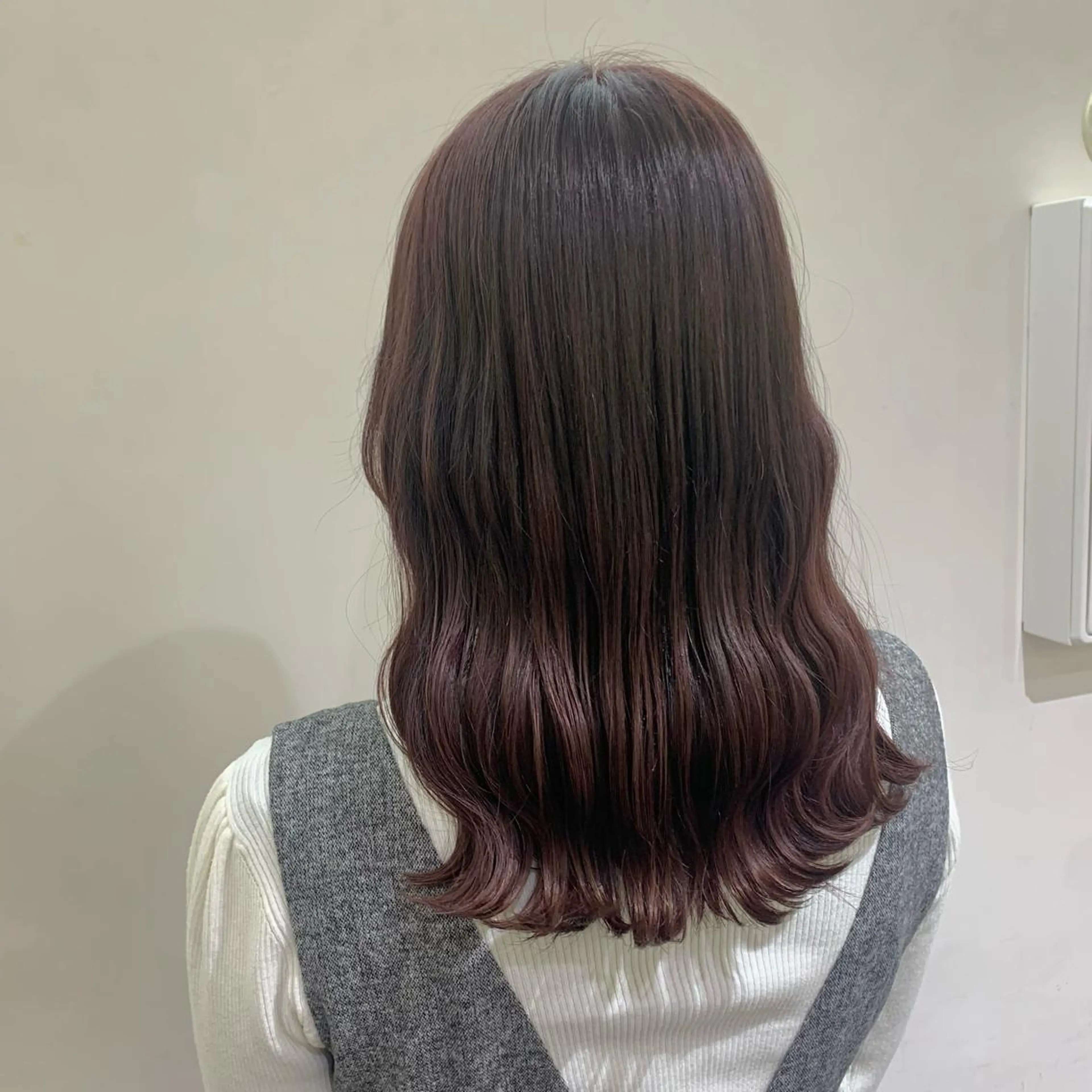 ミディアム カラー GO TODAY シェアサロン 銀座Arc店所属・デジタルパーマ🫧 韓国風ヘア🫧サクラのヘアスタイル