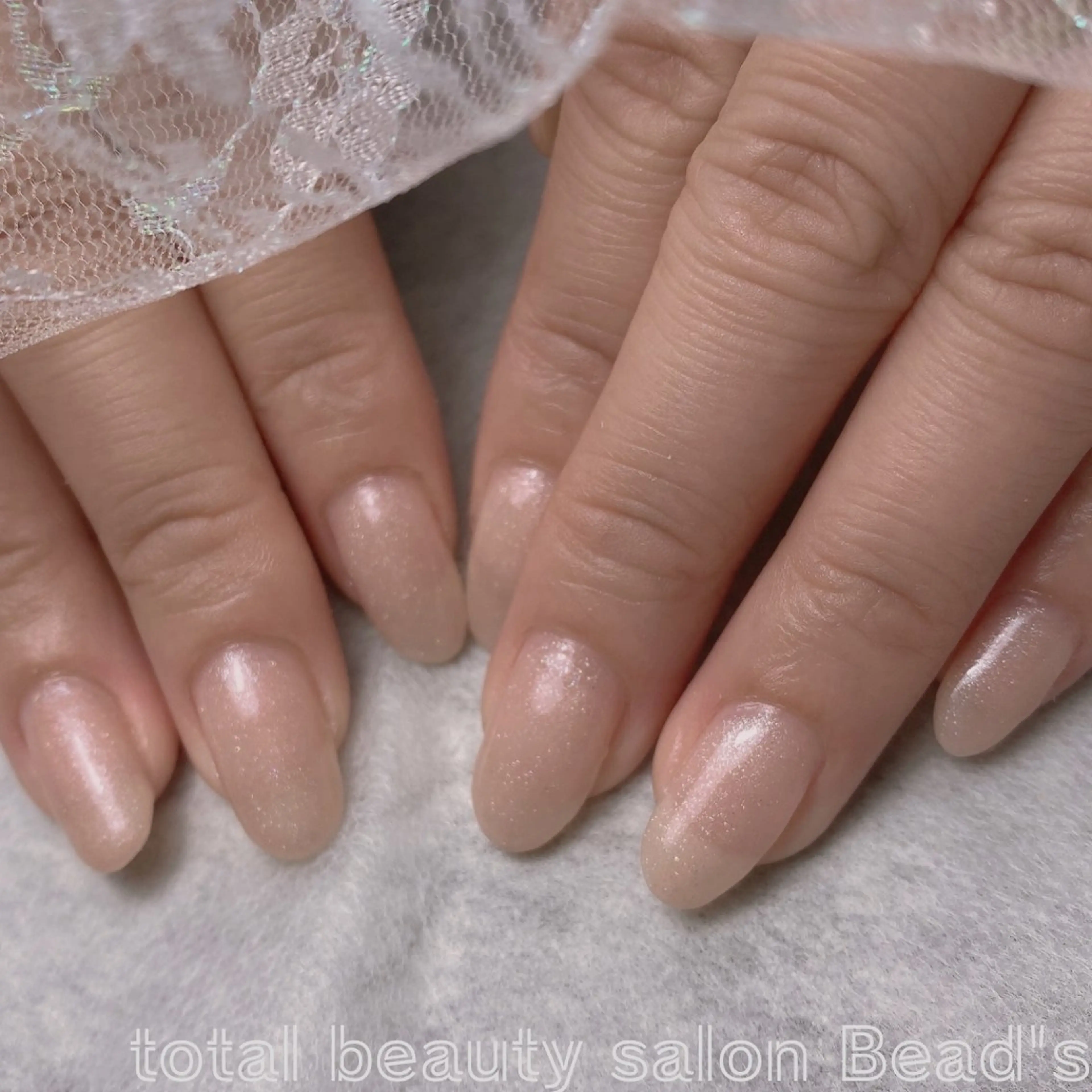 ネイル ラメ(グリッター) ハンドネイル ネイルサロン　ビーズ所属・トータルビューティー サロンビーズ すずのネイルデザイン