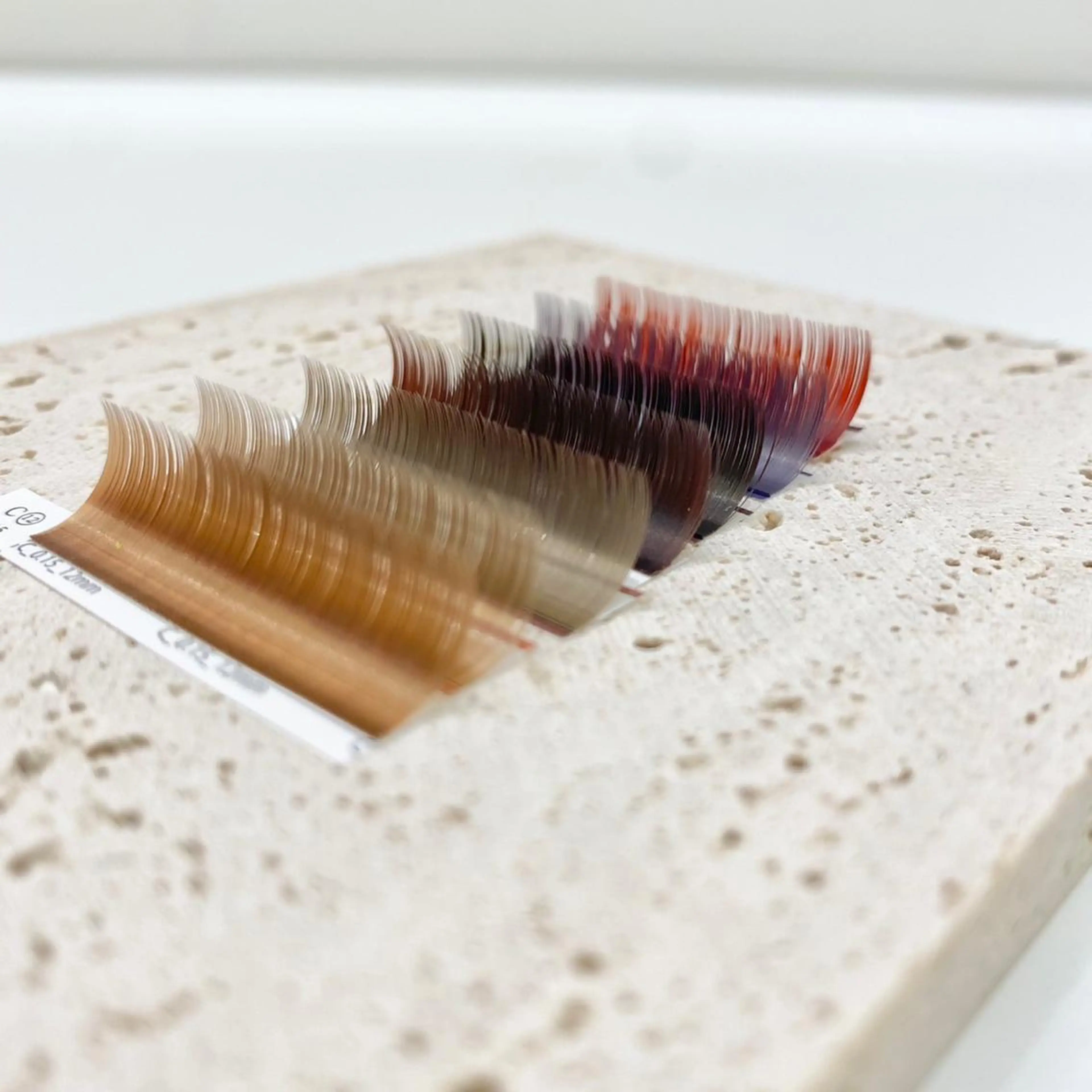 カラーフラットラッシュ120本【10色以上】の写真