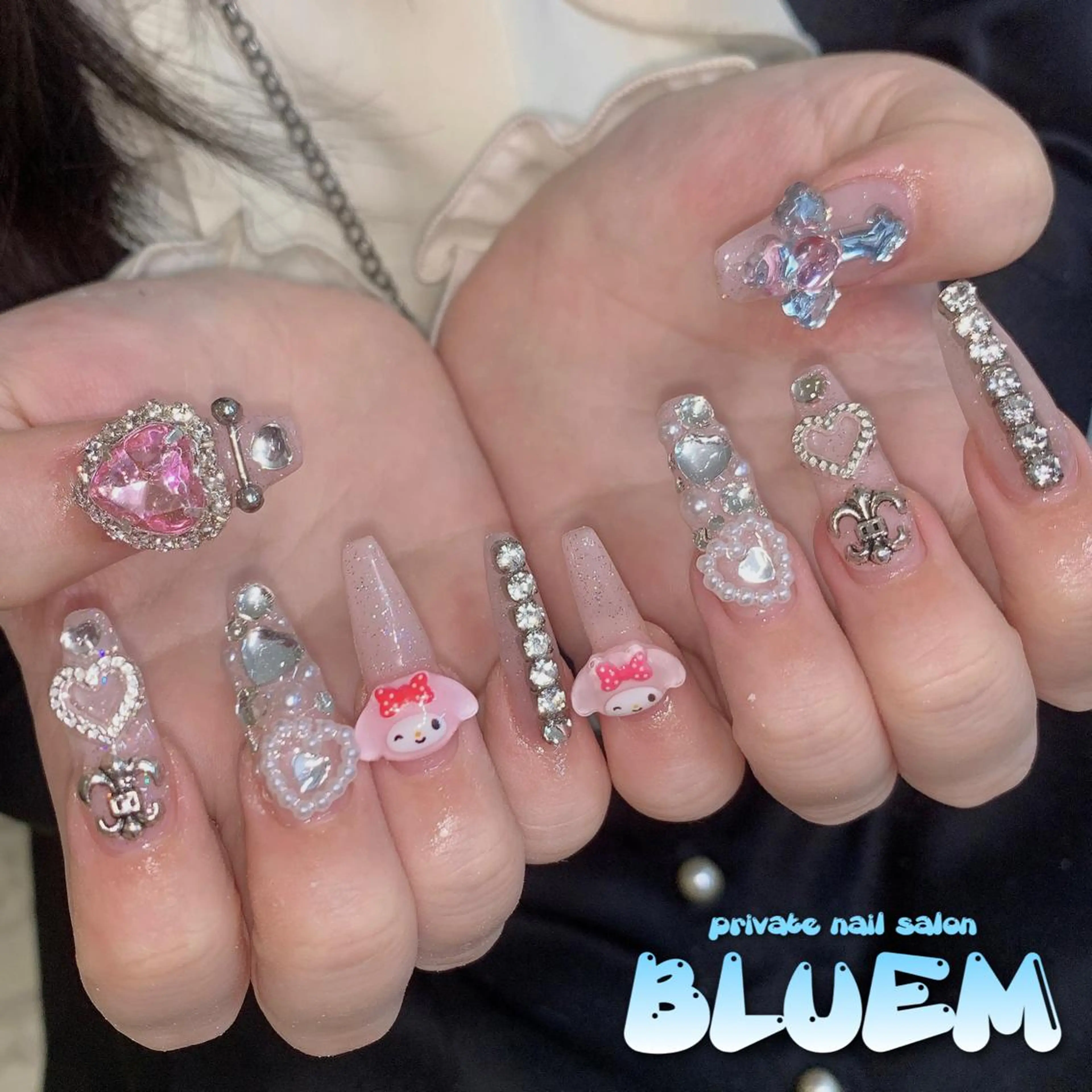 ネイル ハンドネイル BLUEM なな🐶のネイルデザイン