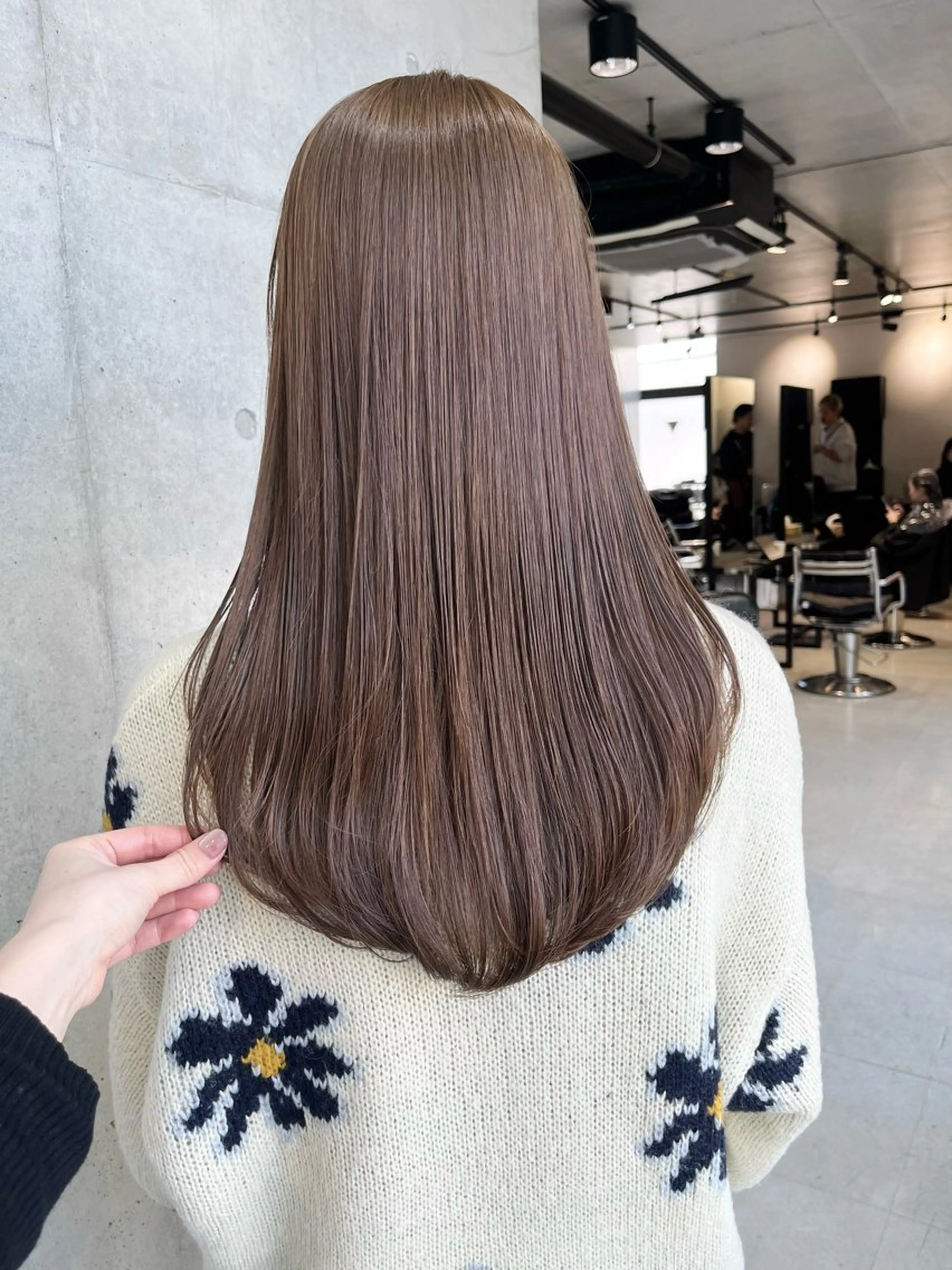 ロング カラー パーマ ヘアアレンジ カット ヘアカラー トリートメント ヘアセット 透明感/オリーブ/ グレージュ/YUKAのヘアスタイル