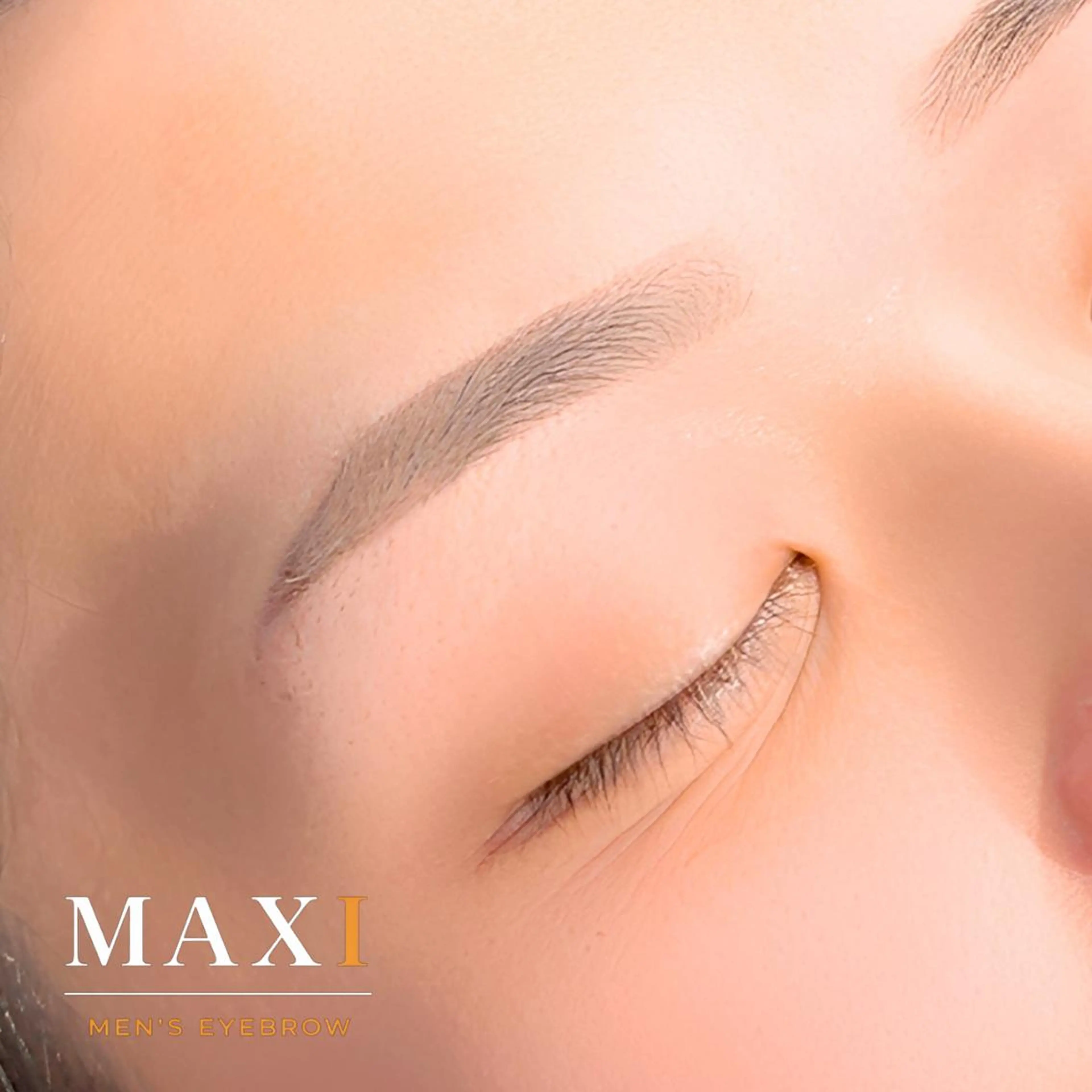 アイブロウ メンズアイブロウ 眉毛ワックス脱毛 ワックス脱毛 眉カット メンズアイブロウ MAXIの眉毛・アイブロウイメージ