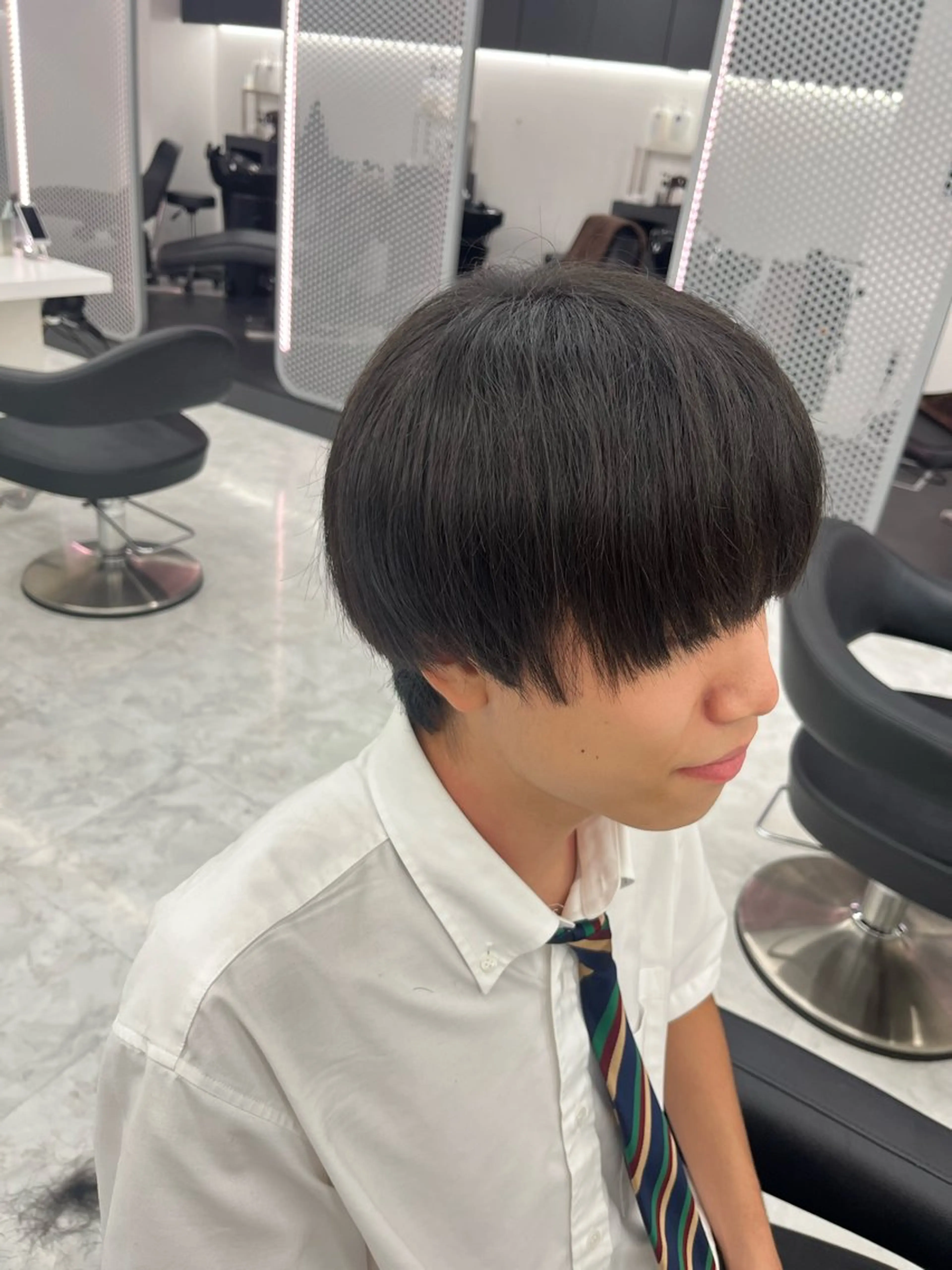 ショート カラー カット ヘアカラー トリートメント 💖トレンド秋冬 カラー💖FUTAのヘアスタイル