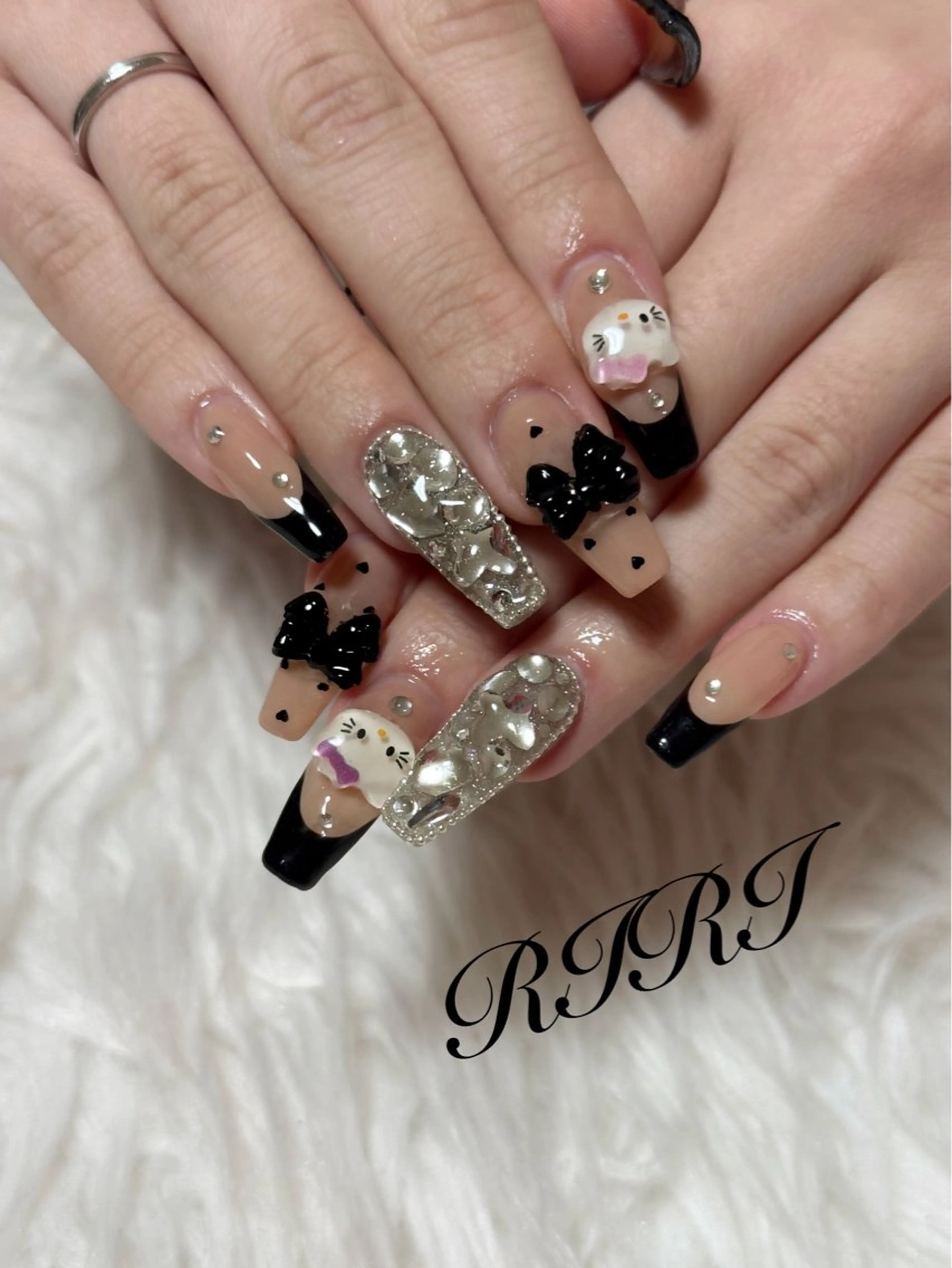 ネイル 成人式 フレンチネイル ジェルネイル ロングネイル スカルプネイル ハンドネイル riri オーナーのネイルデザイン