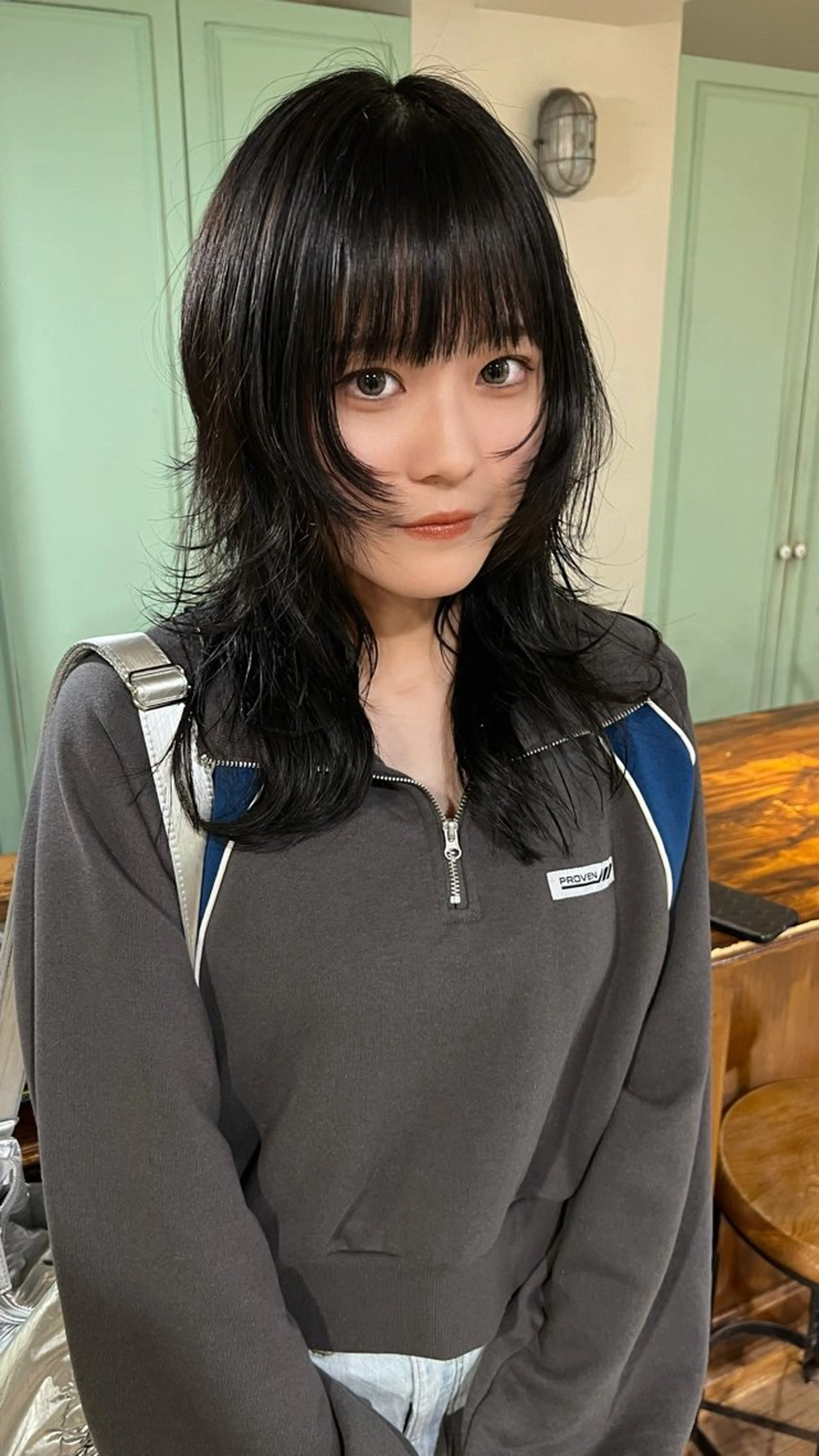 セミロング カラー レイヤーカット ウルフカット 🌈デザインヘア職人 Kaede🌈のヘアスタイル