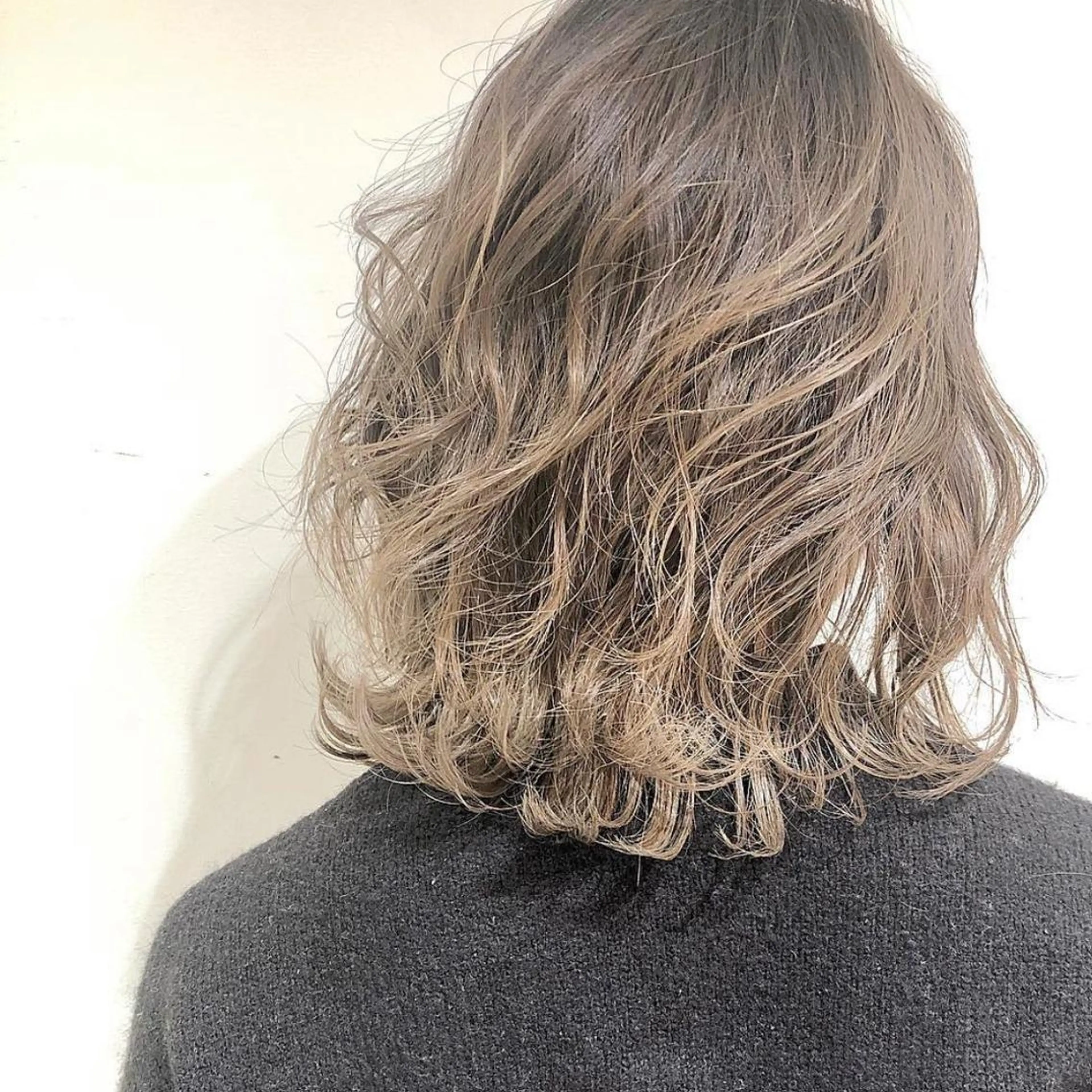 カラー teddy所属・レイヤーカット// メイのヘアスタイル