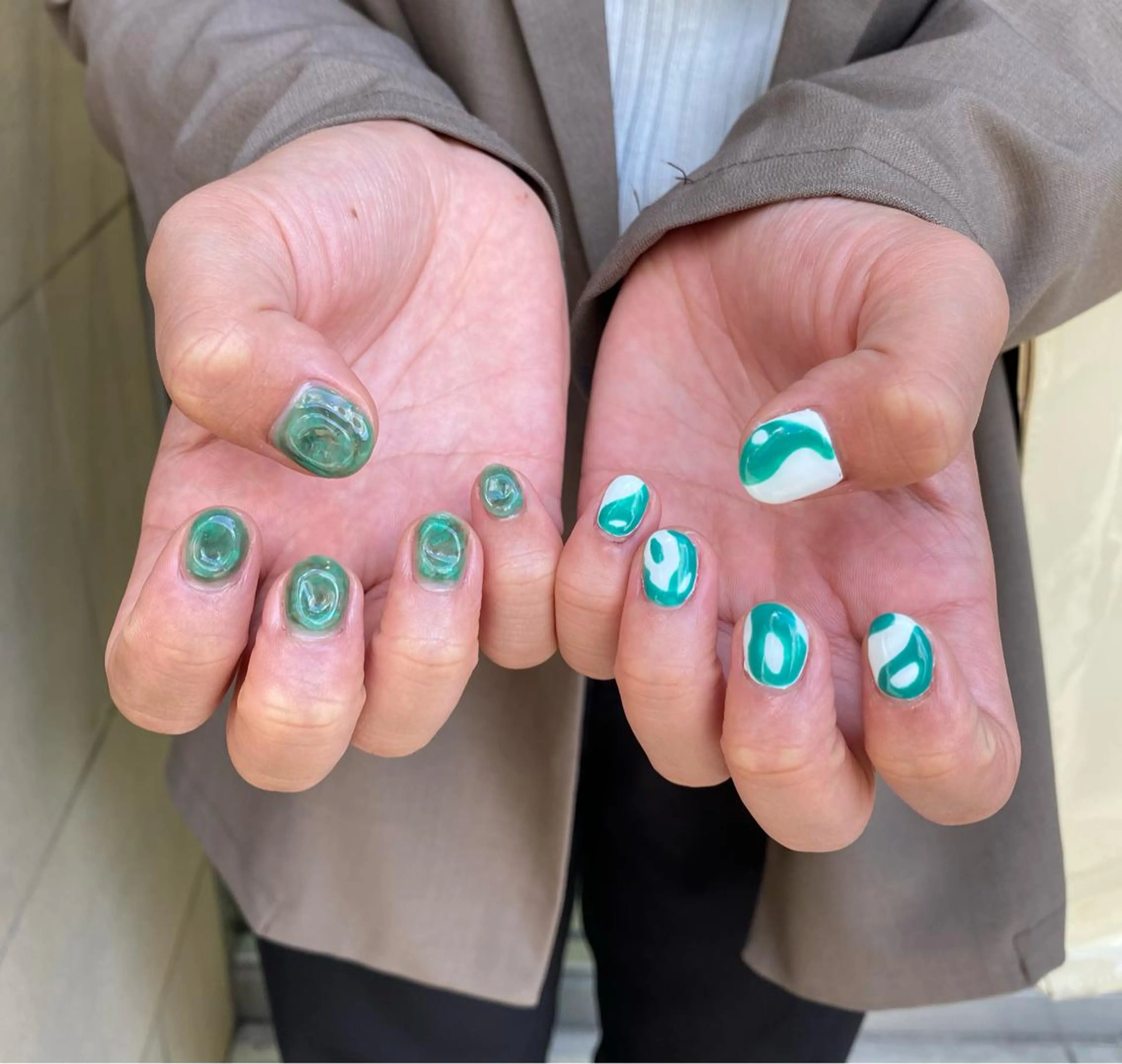 ネイル Lim五反田所属・TSUNA 🌙 Lim 五反田のマツエク・マツパデザイン