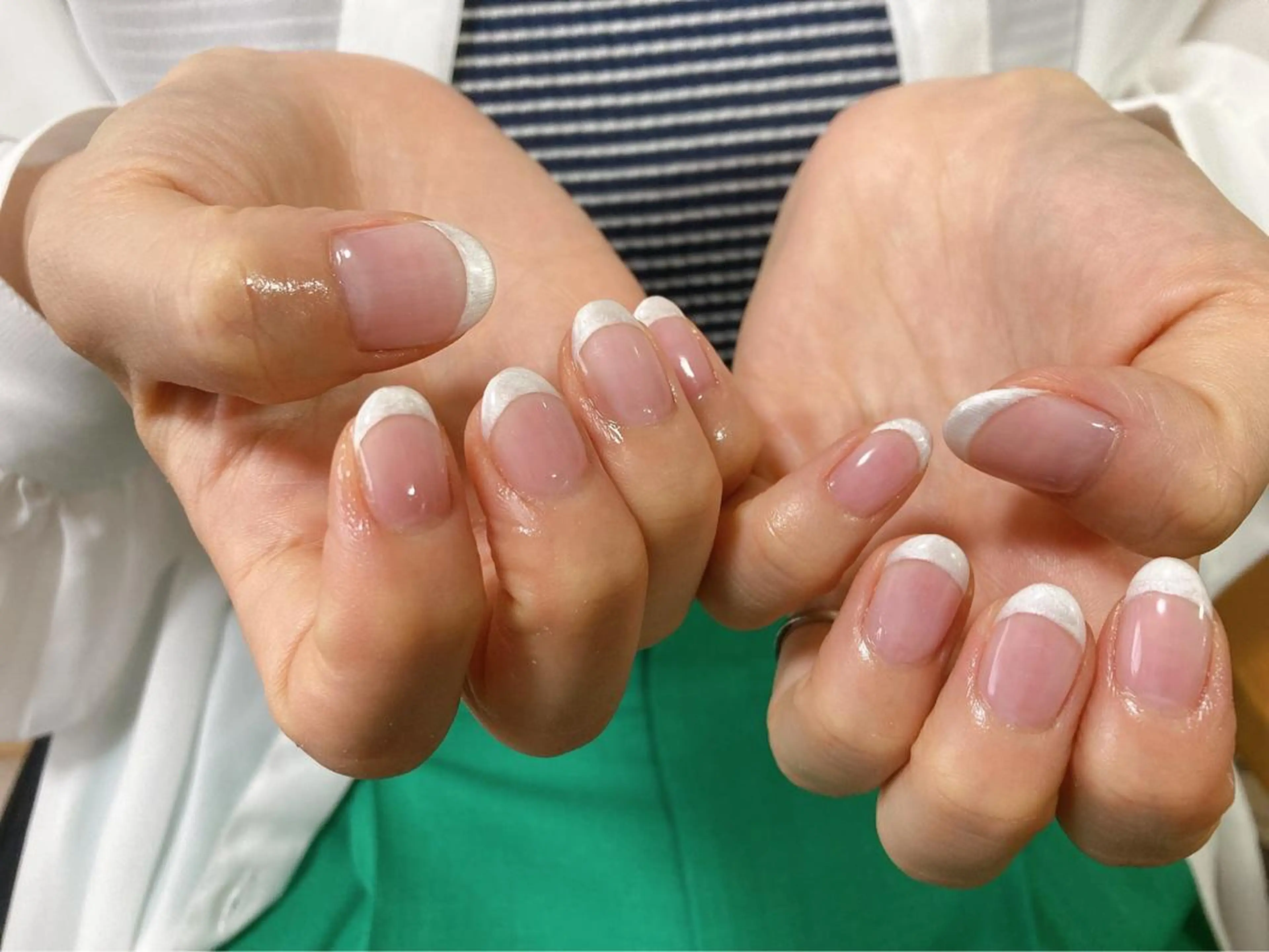 ネイル フレンチネイル Mogu nail 二子玉川のネイルデザイン