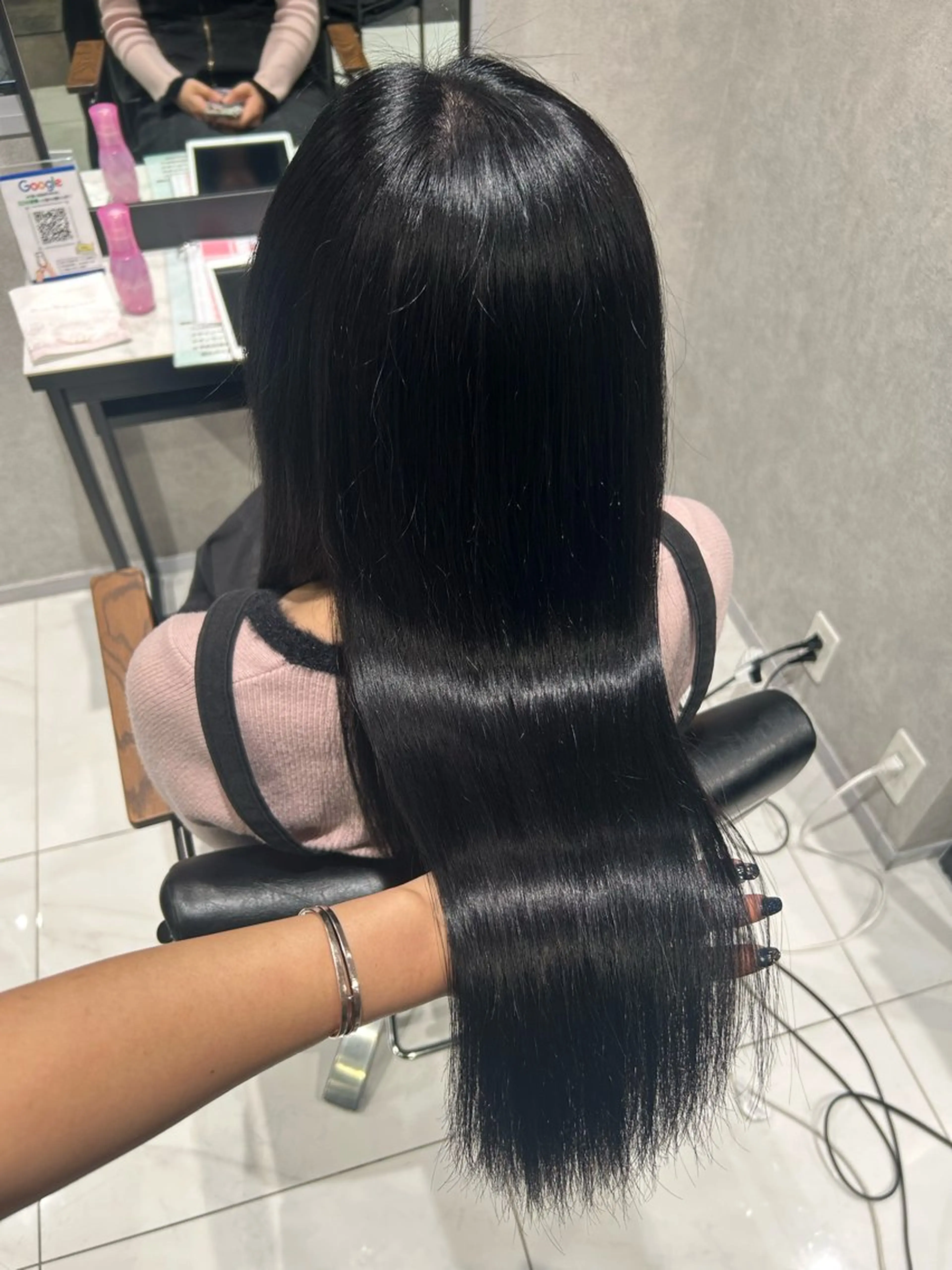 カラー 黒髪 ヘアカラー トリートメント 透明感カラー💙 束感マツエク🪼海月のマツエク・マツパデザイン