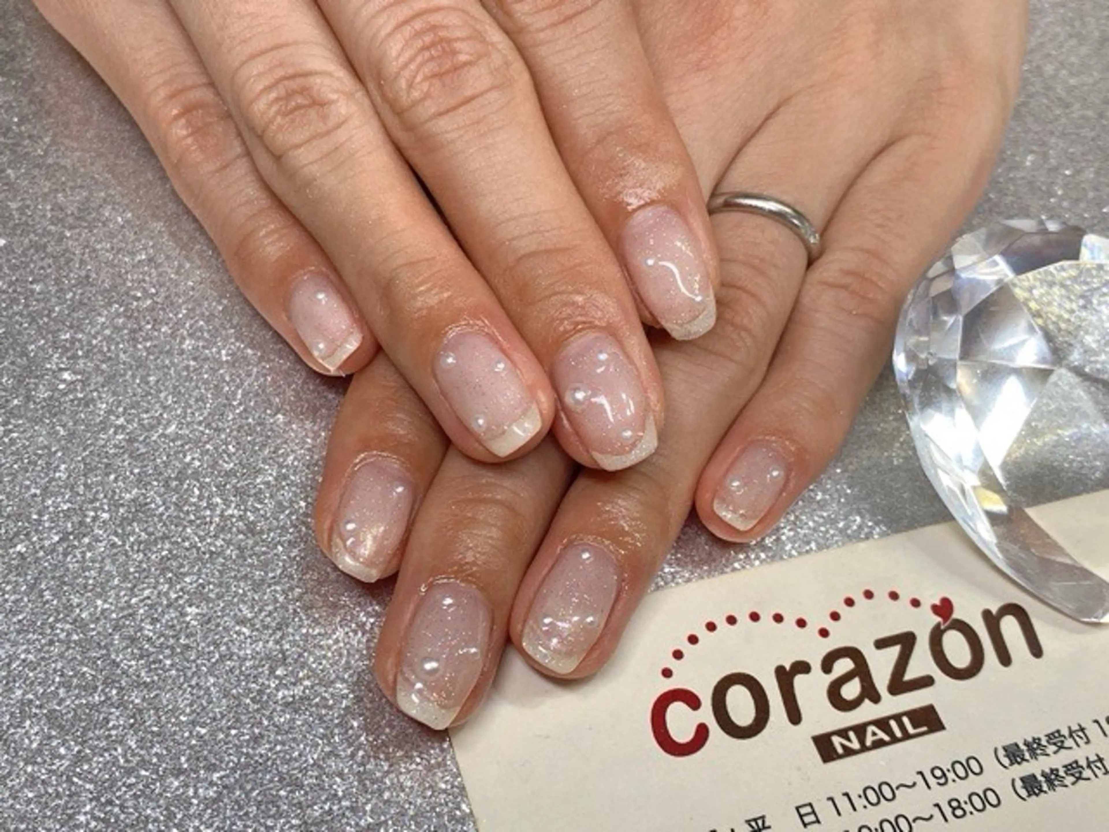 ネイル アートネイル オーロラネイル クリアネイル ジェルネイル ラメ(グリッター) ハンドネイル corazon所属・ネイリスト aicoのネイルデザイン